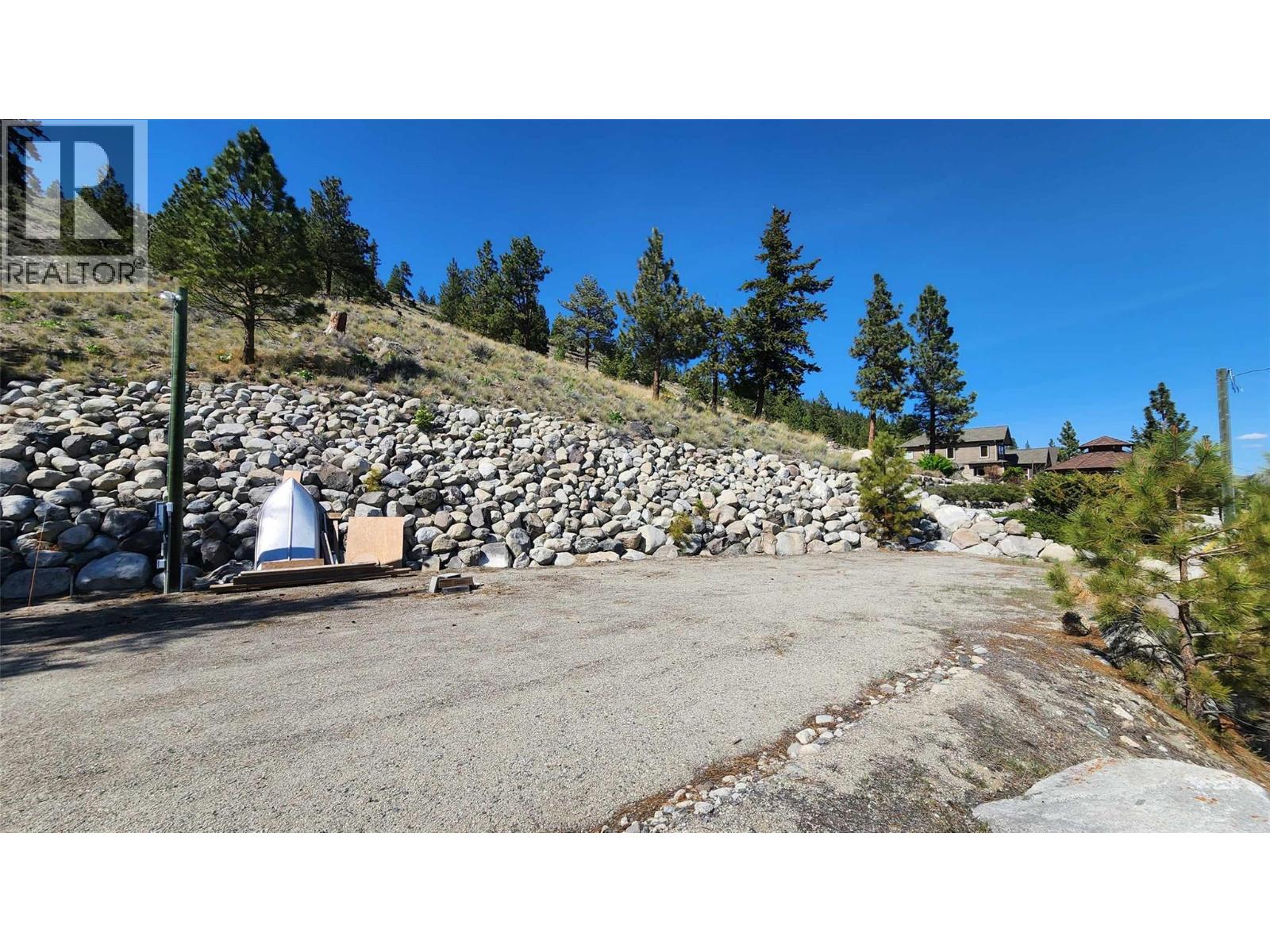  6461 Monck Park Road, Merritt