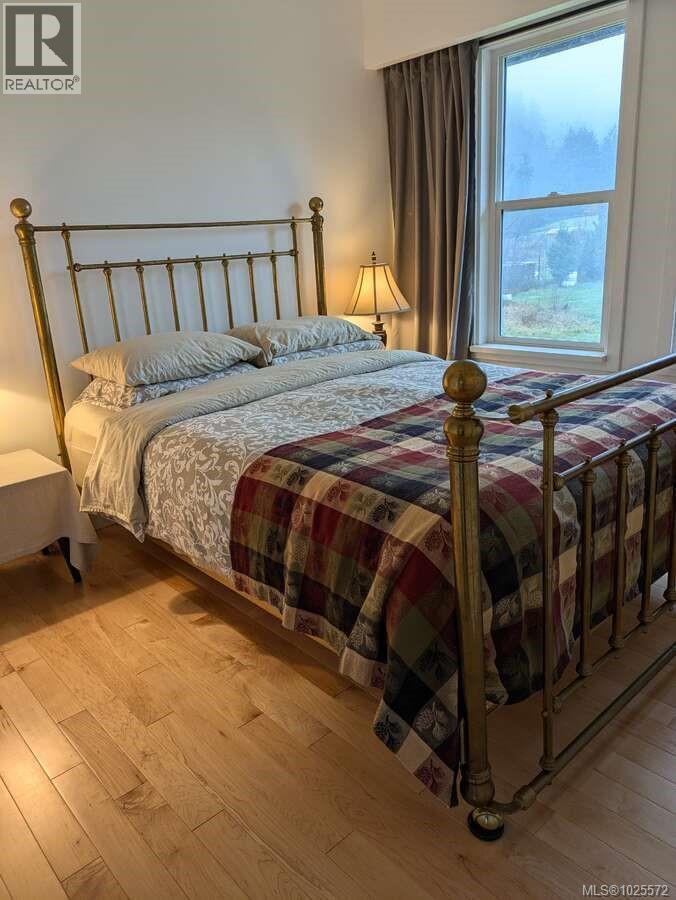 300 Wood Dale Dr - 28