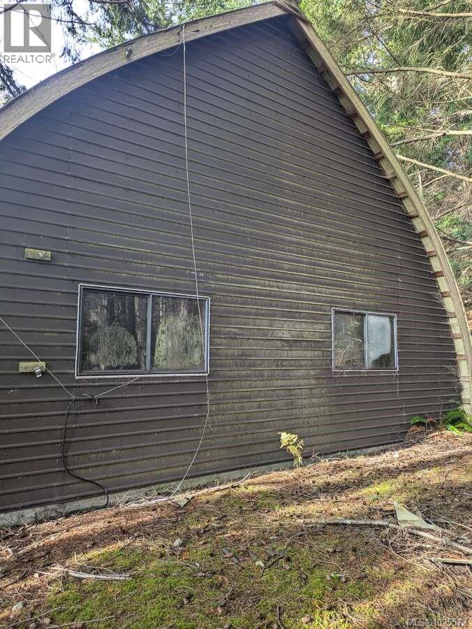 300 Wood Dale Dr - 44