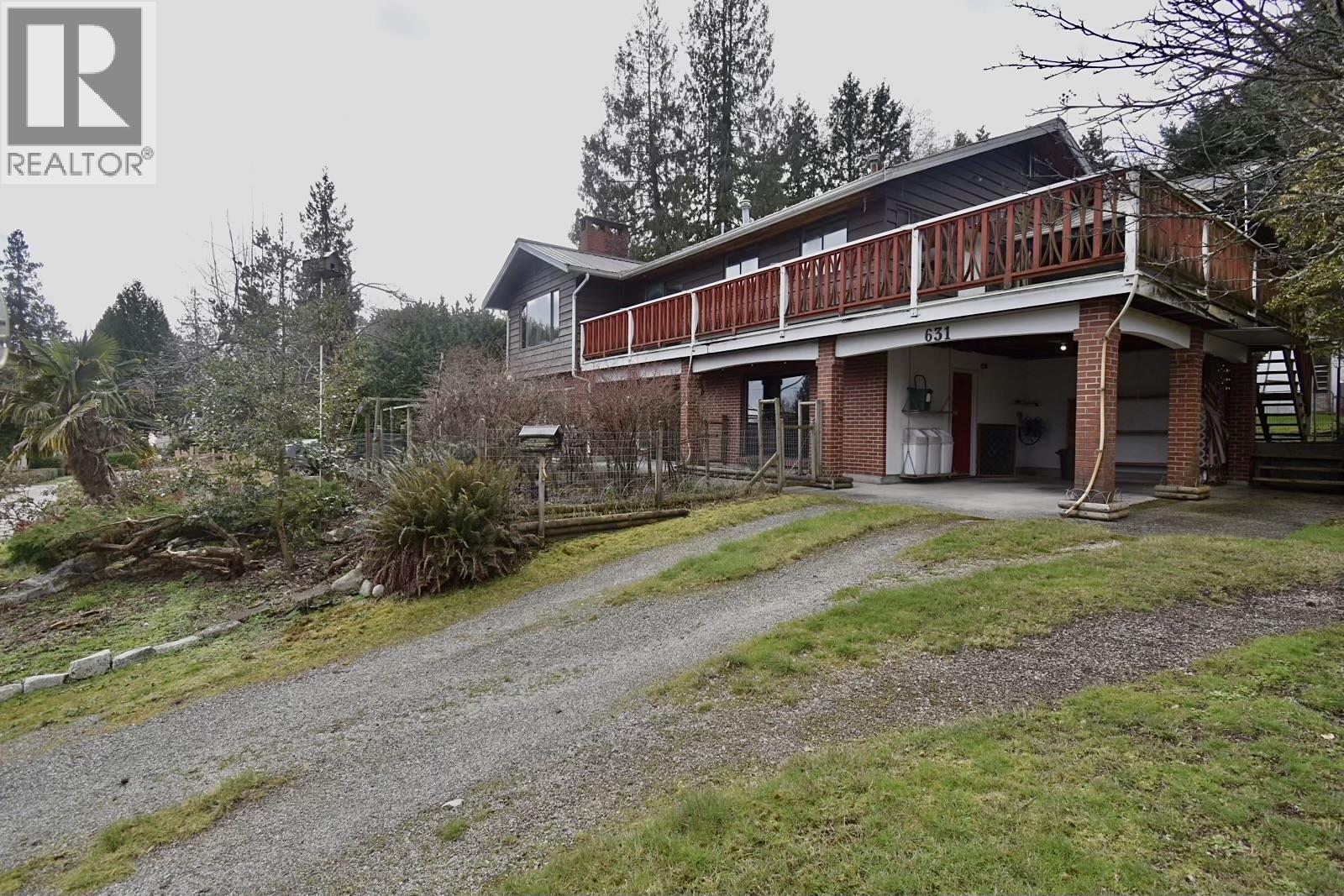 631 WYNGAERT ROAD, Gibsons