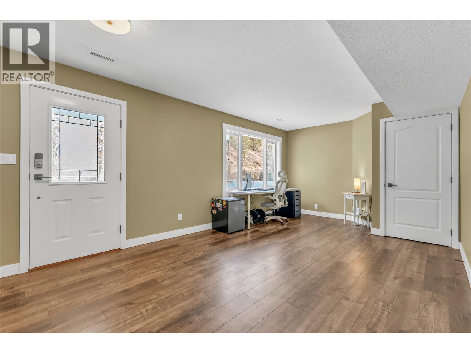 1086 Seven Mile Road, Princeton