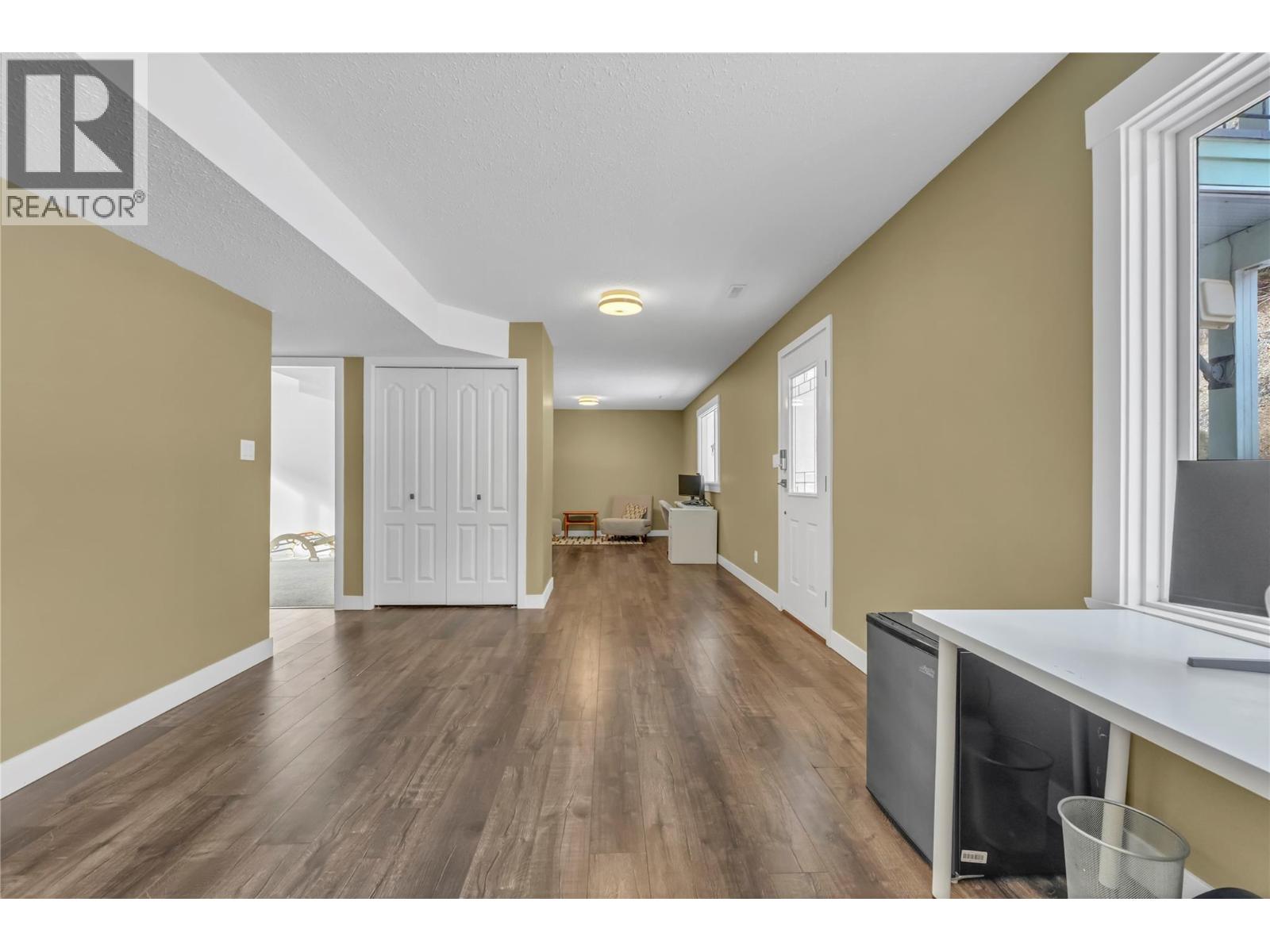 1086 Seven Mile Road, Princeton