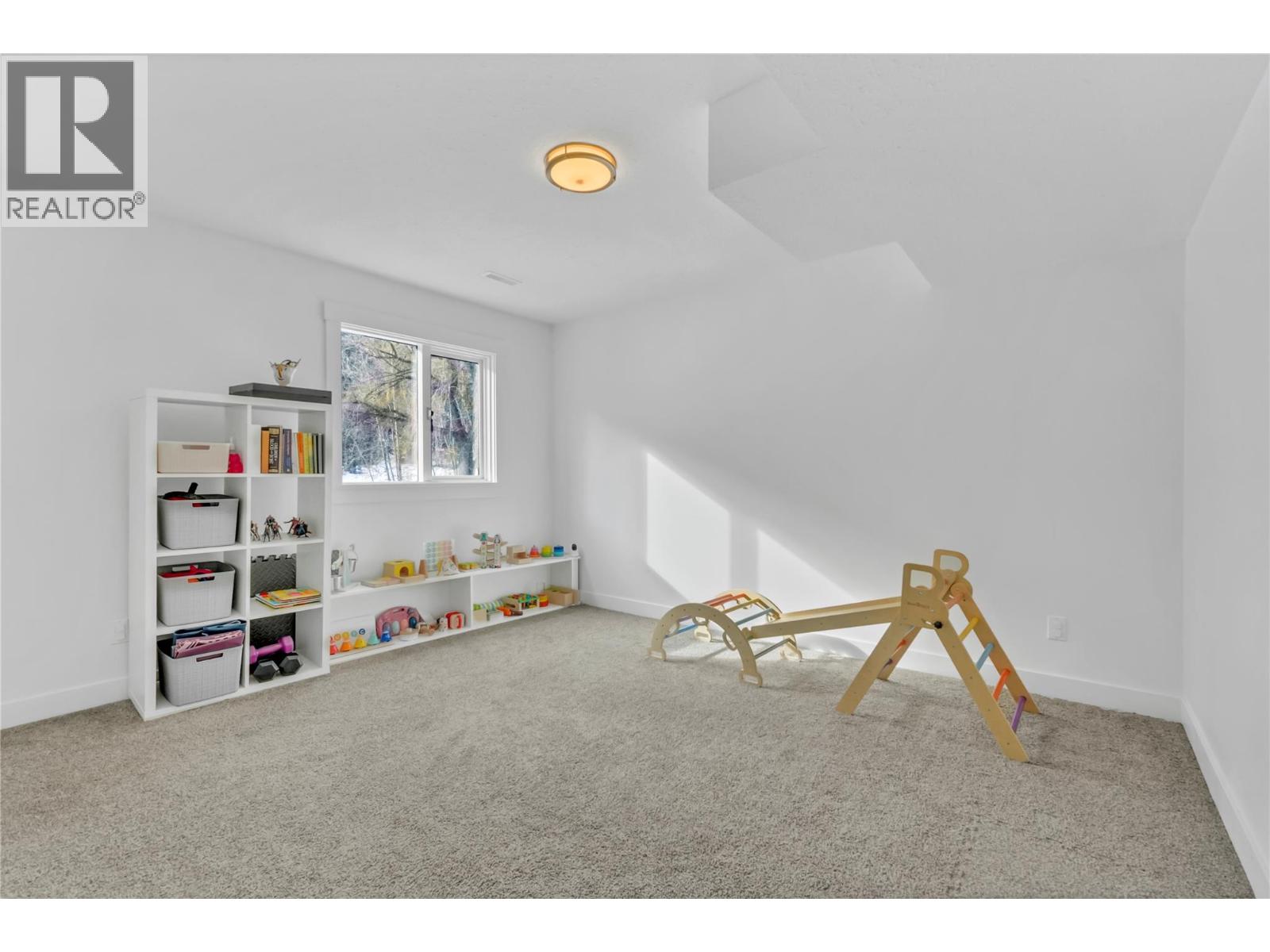 1086 Seven Mile Road, Princeton