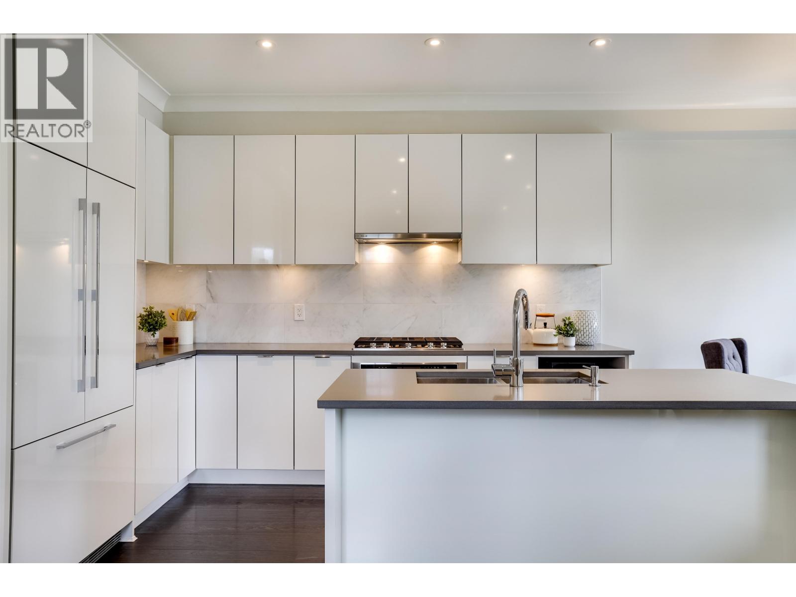 #30-5510 ADMIRAL Way, Delta