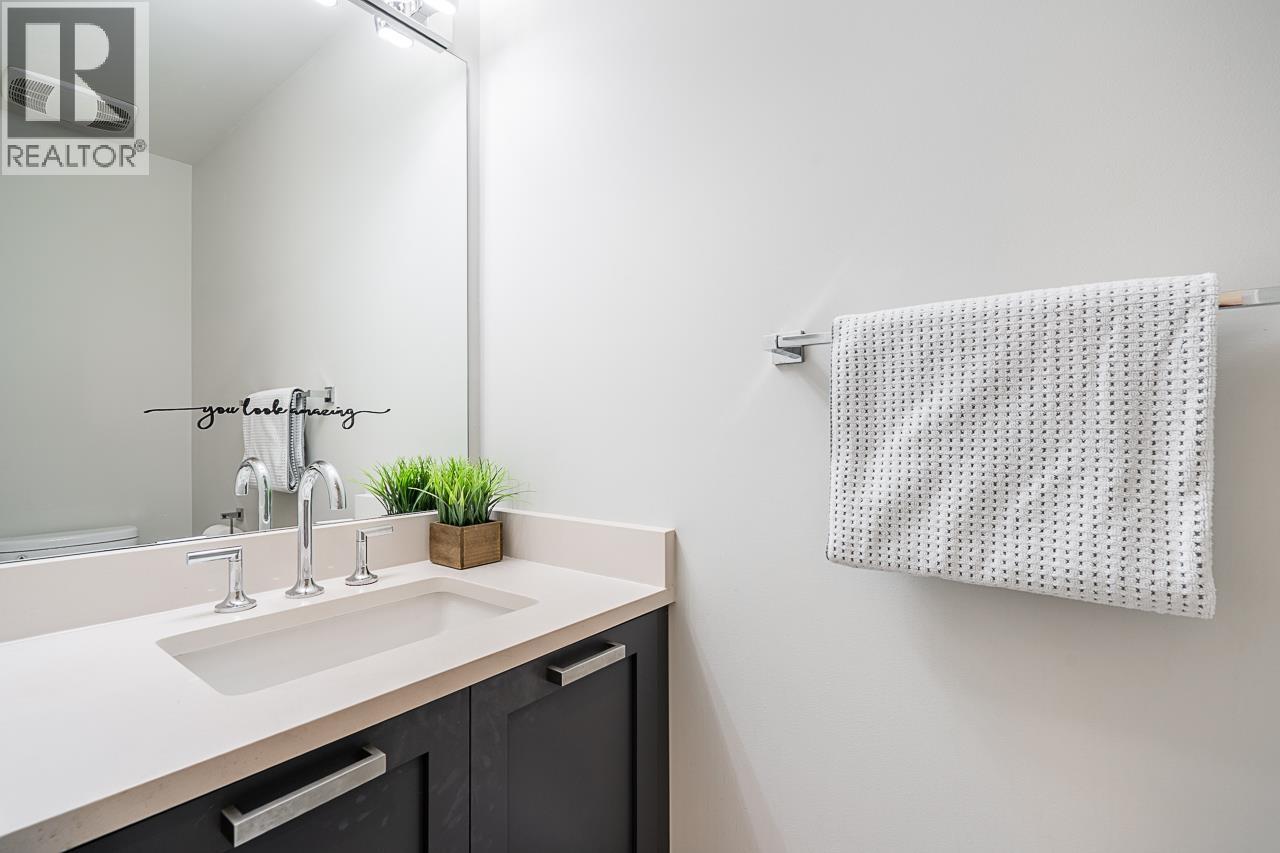 4 189 WOOD STREET, New Westminster