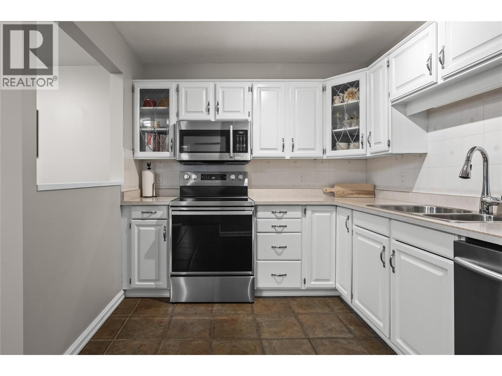 205 200 Hollywood Road North, Kelowna