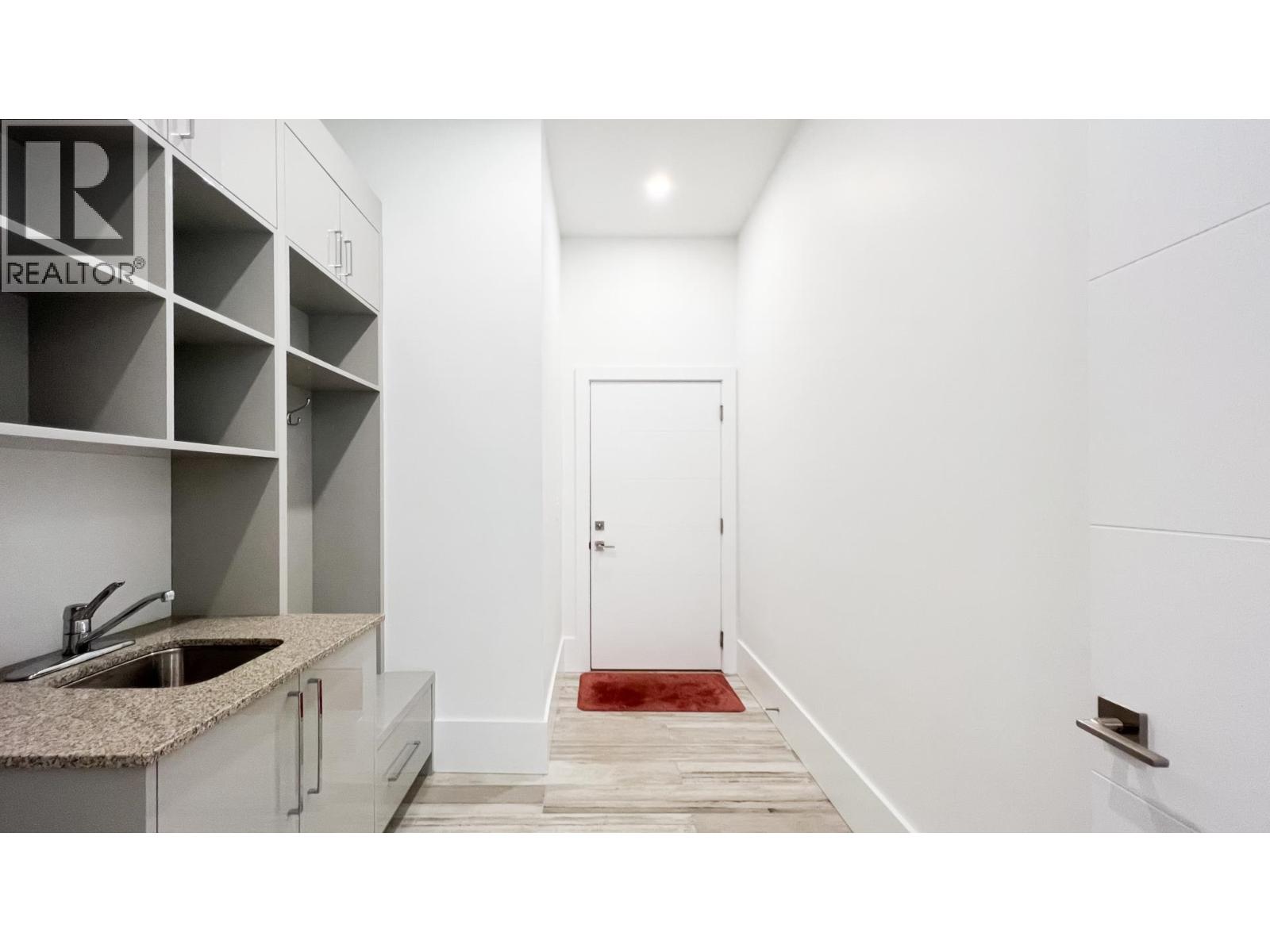 5103 LINDEN Drive, Delta