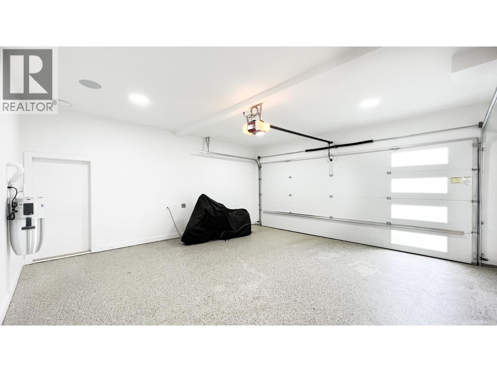 5103 LINDEN Drive, Delta