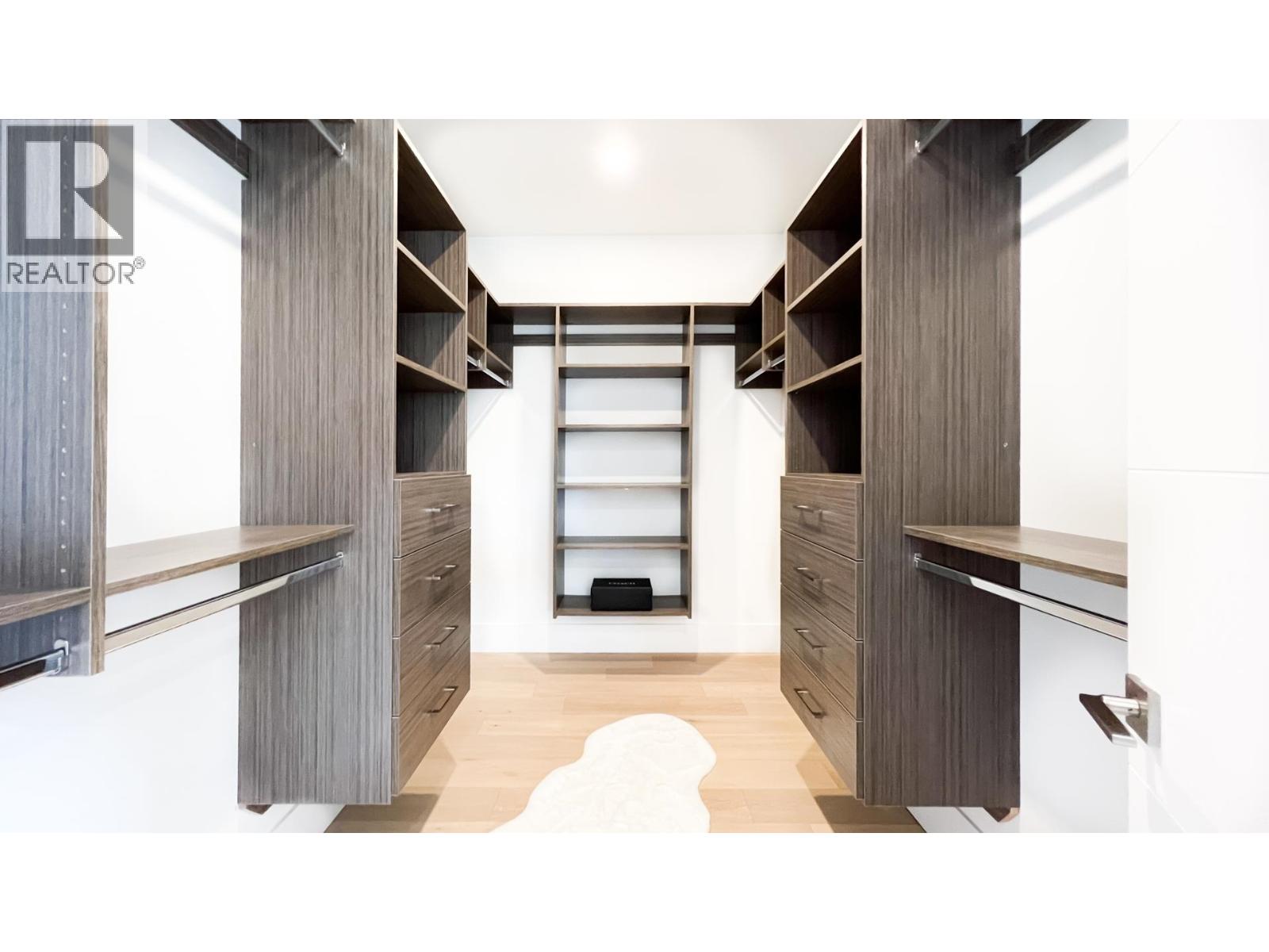 5103 LINDEN Drive, Delta