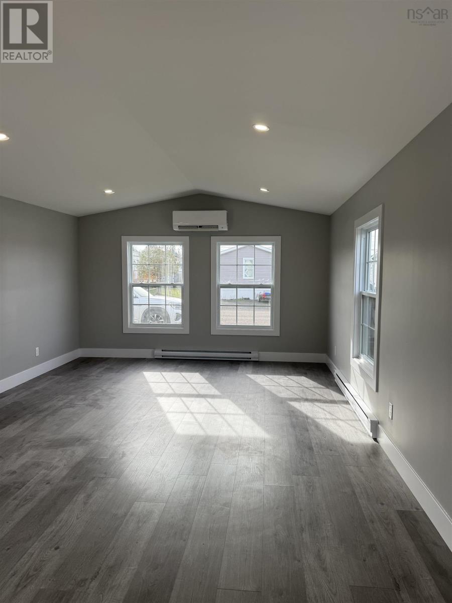 Property 6 of 18 of 31 Johns Pass