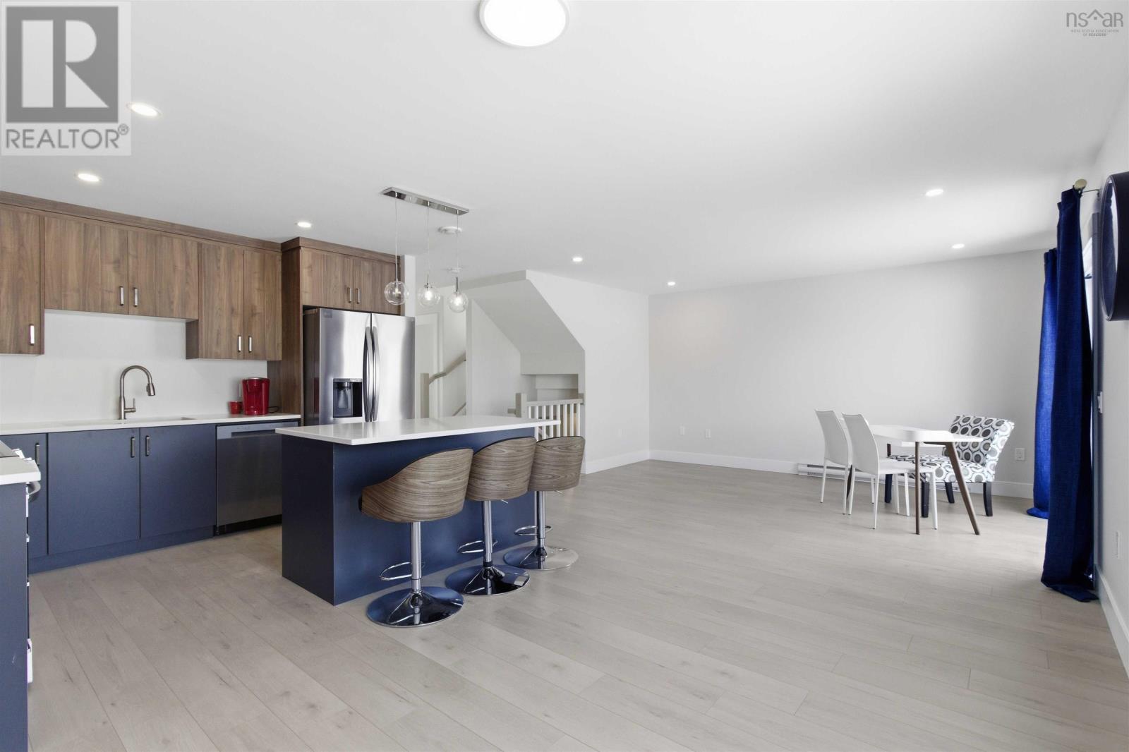 Property 13 of 50 of 215 Alabaster Way