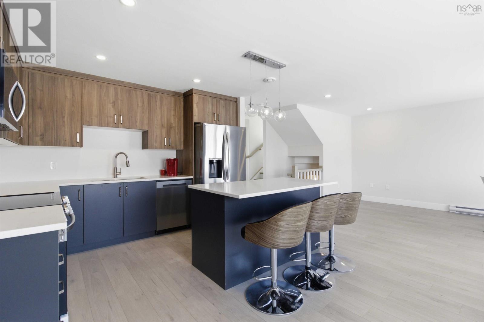 Property 10 of 50 of 215 Alabaster Way