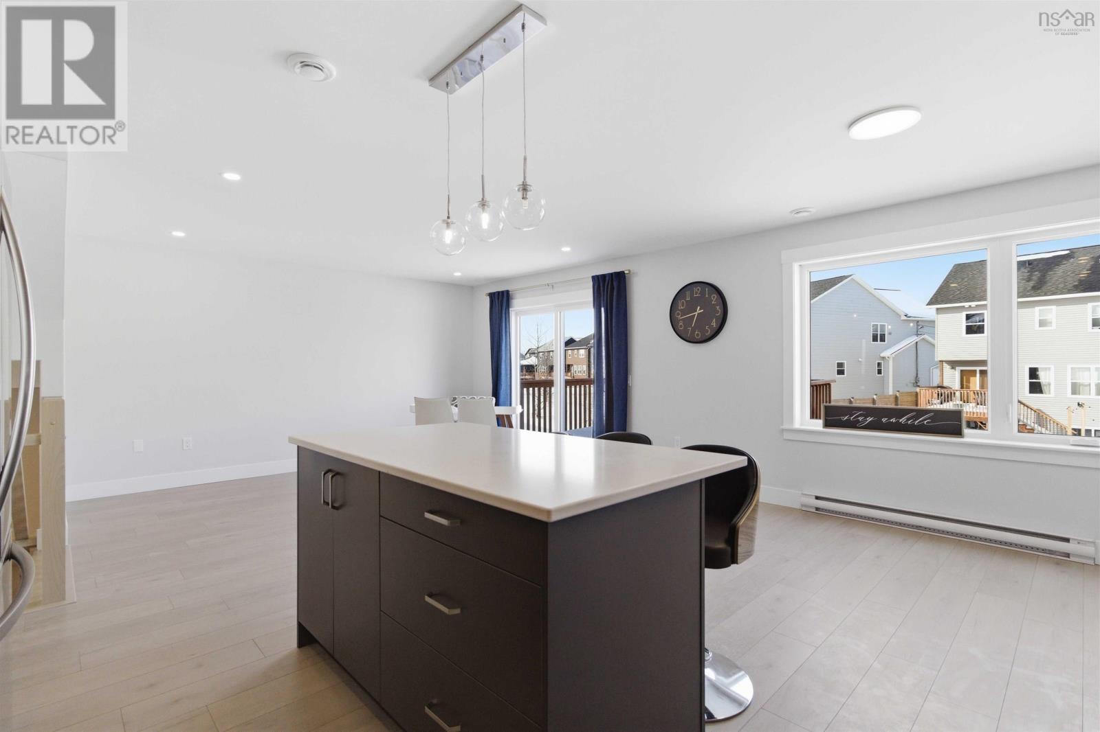 Property 9 of 50 of 215 Alabaster Way