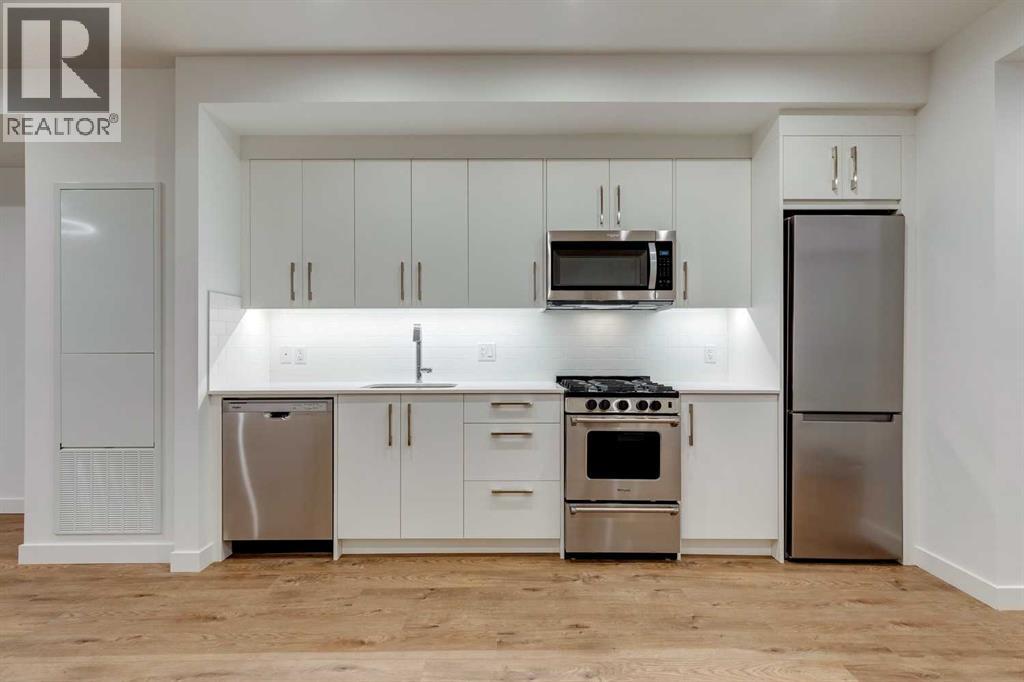 Single Family House for Sale in   A Street NW West Hillhurst Calgary 