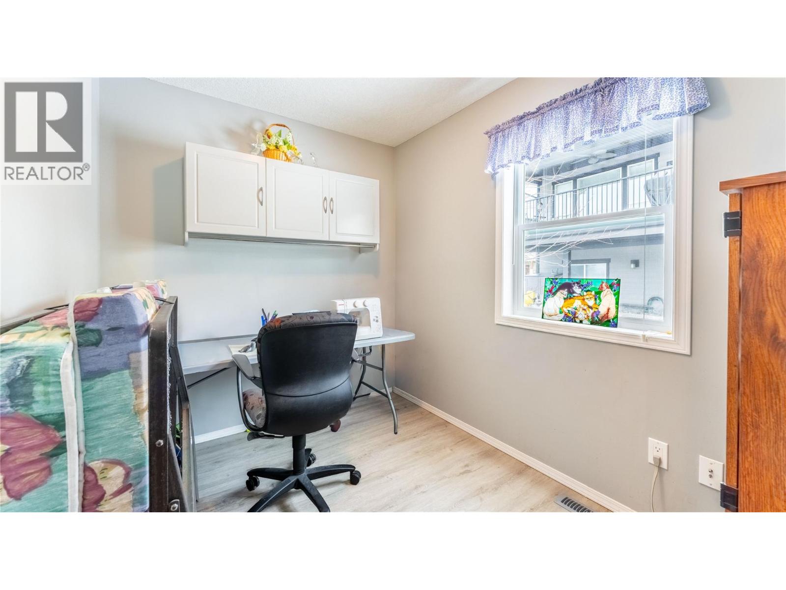 801 Hawkview Drive, Creston