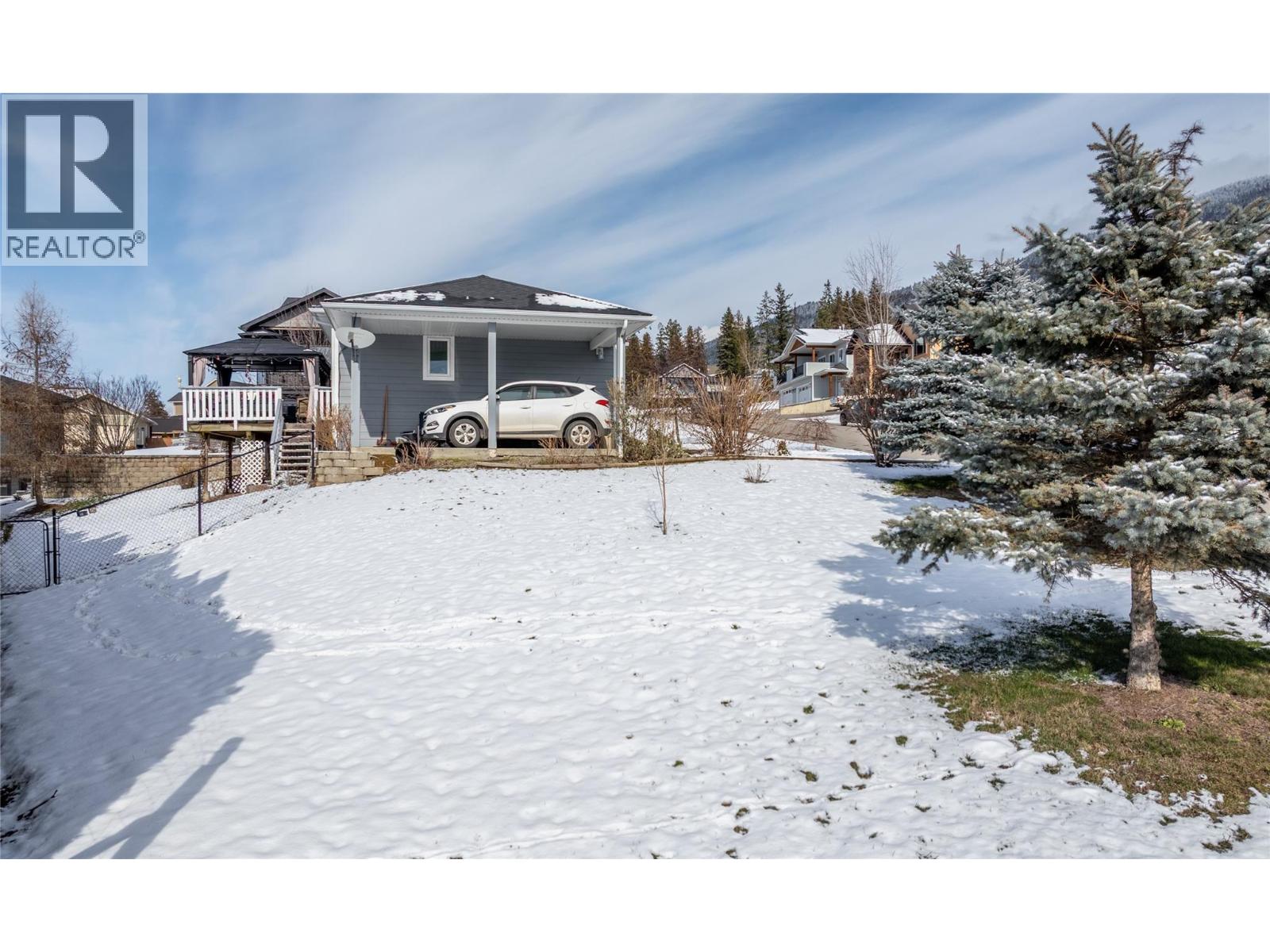 801 Hawkview Drive, Creston