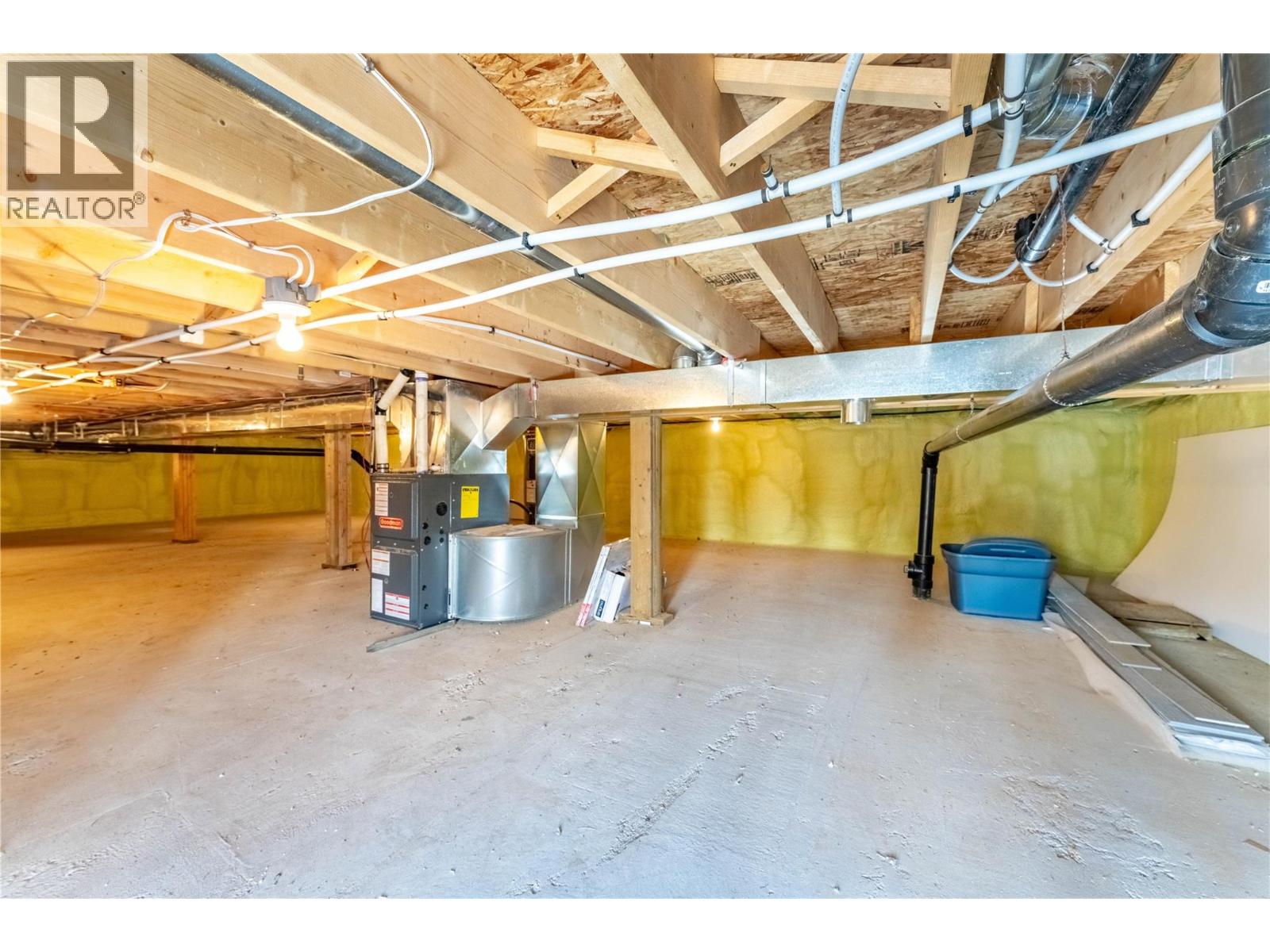 801 Hawkview Drive, Creston