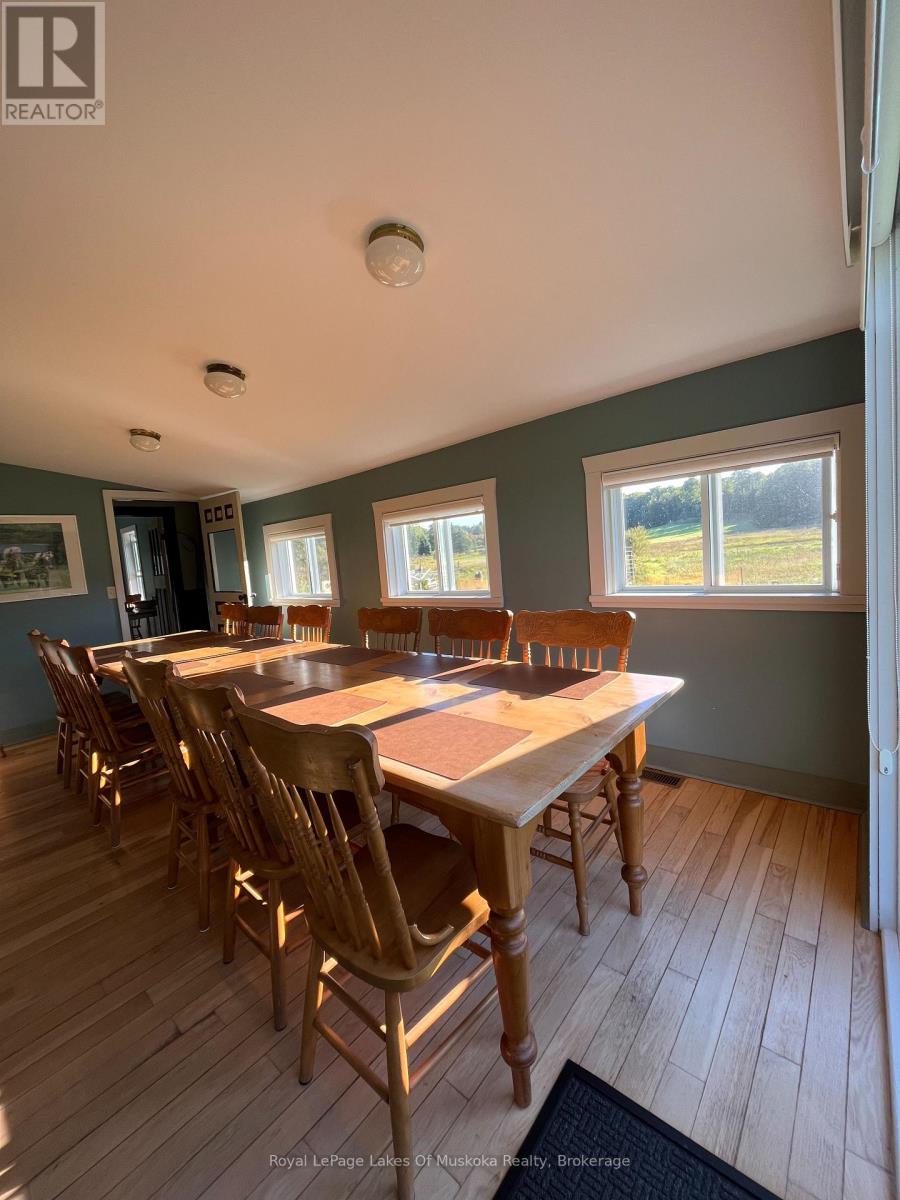 2245 AHMIC LAKE ROAD - 22