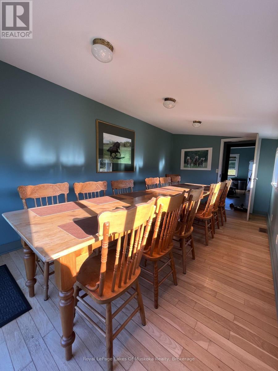 2245 AHMIC LAKE ROAD - 23