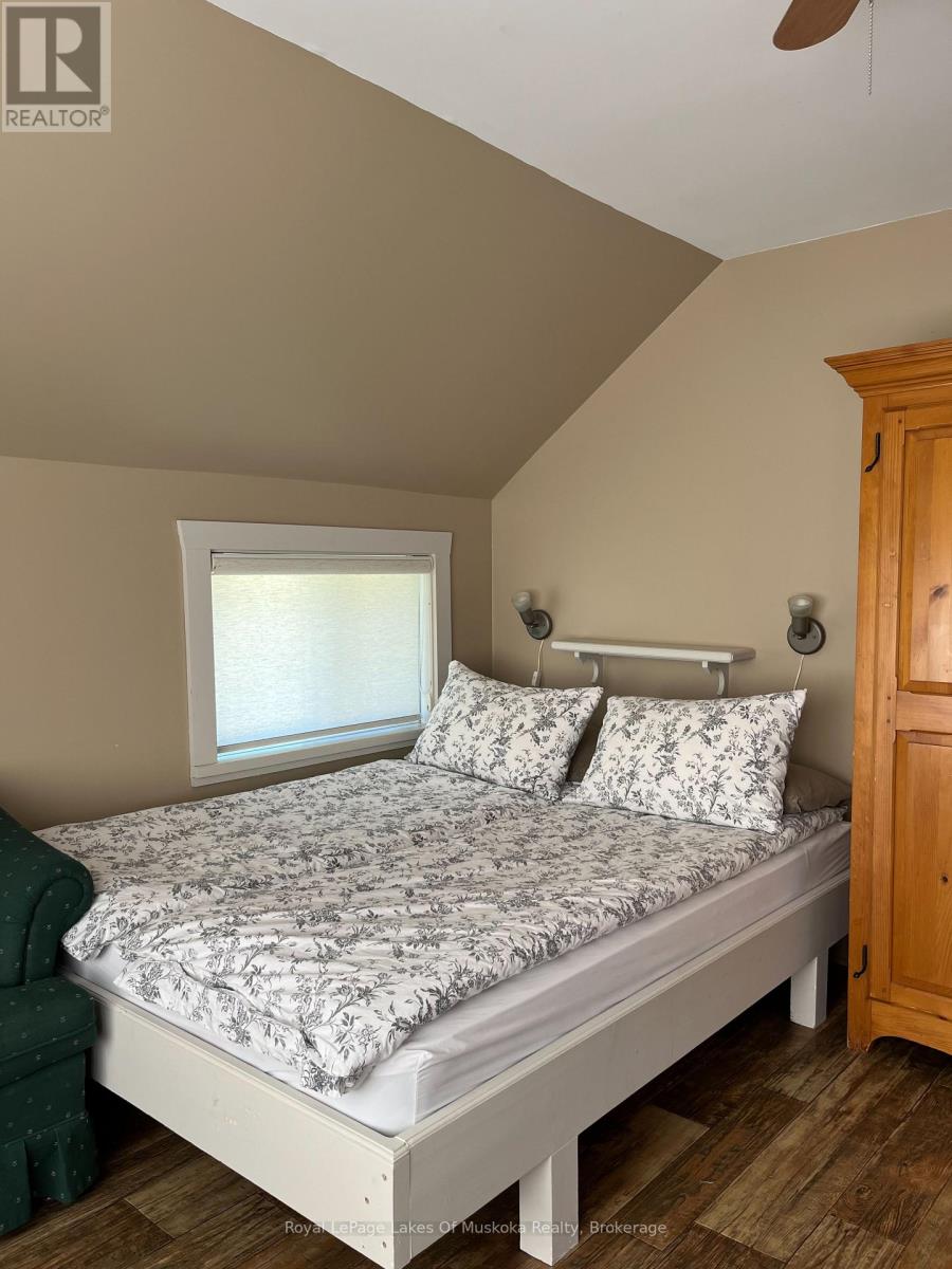 2245 AHMIC LAKE ROAD - 28