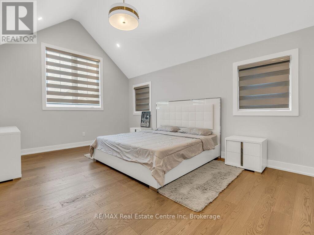 #9 297 WHITING STREET - 15