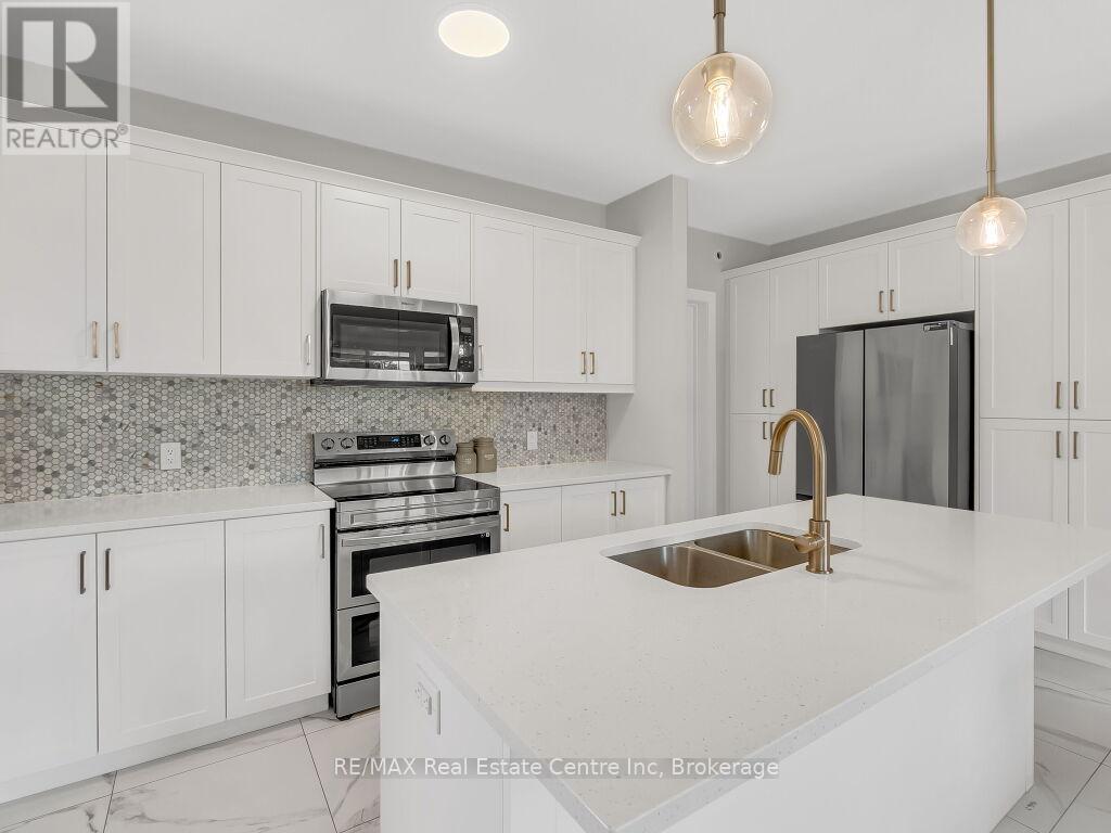 #9 297 WHITING STREET - 20