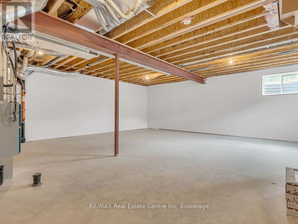 #9 297 WHITING STREET - 30