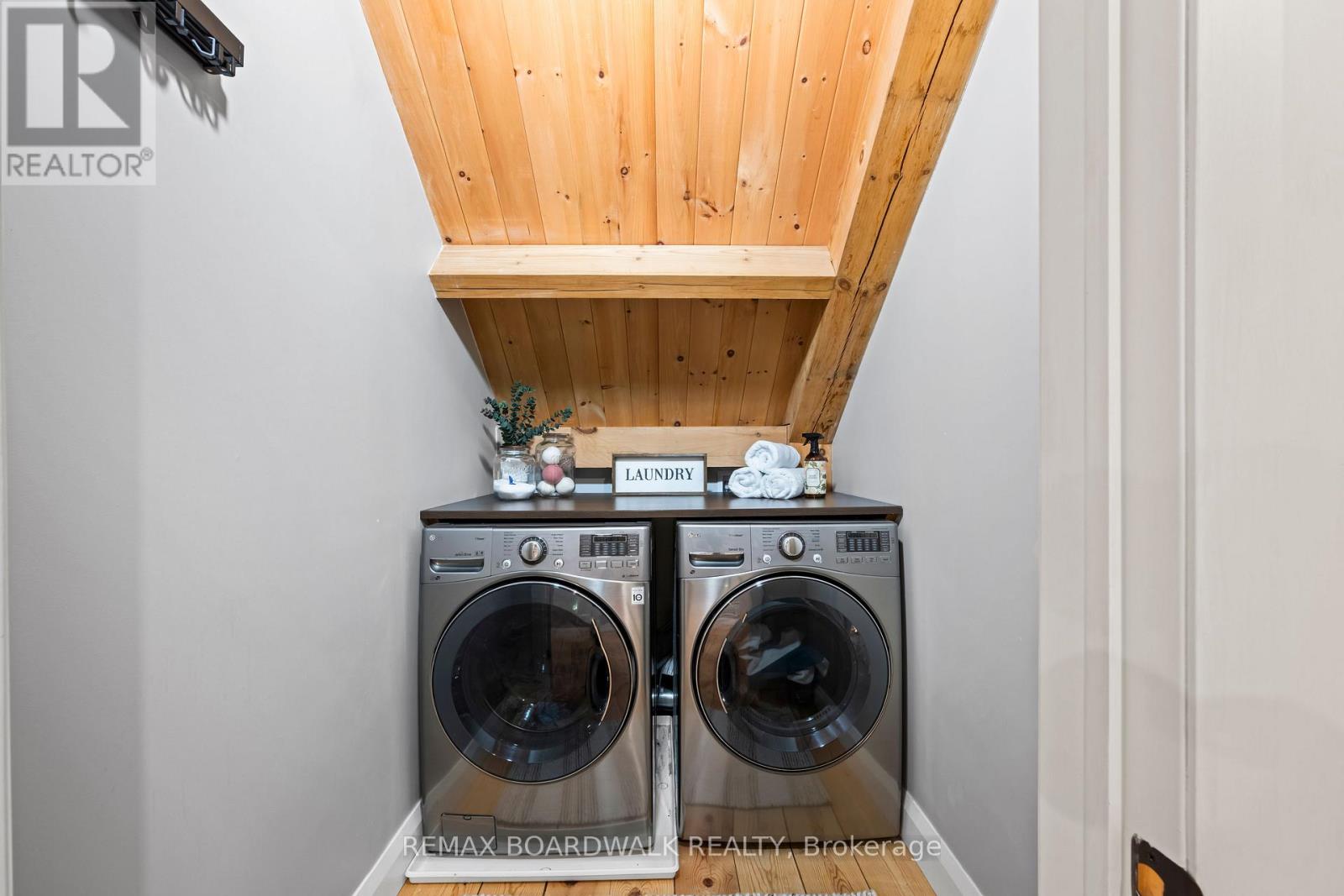 Second Level - Laundry
