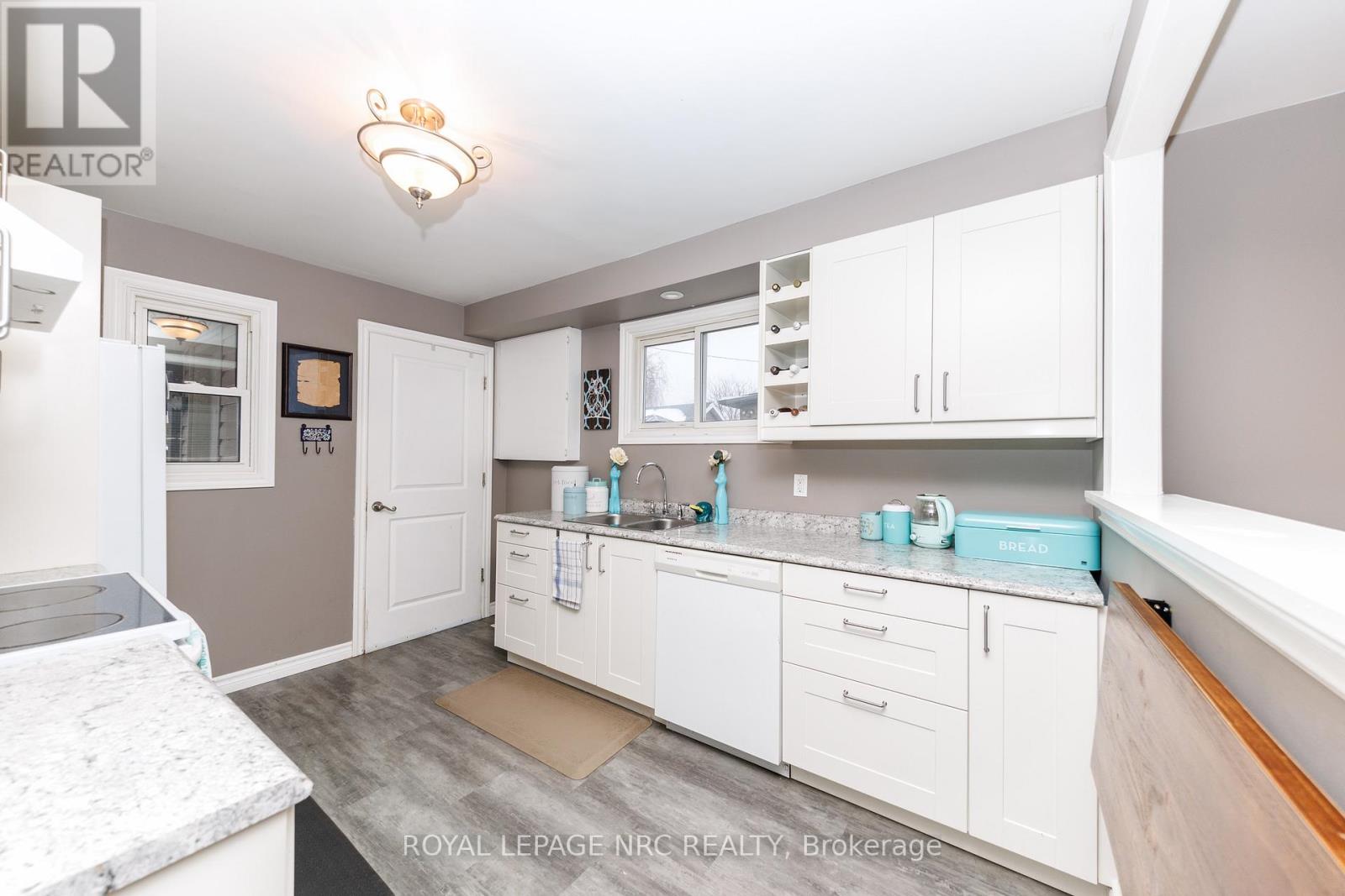 40 SHAKESPEARE AVENUE - 22