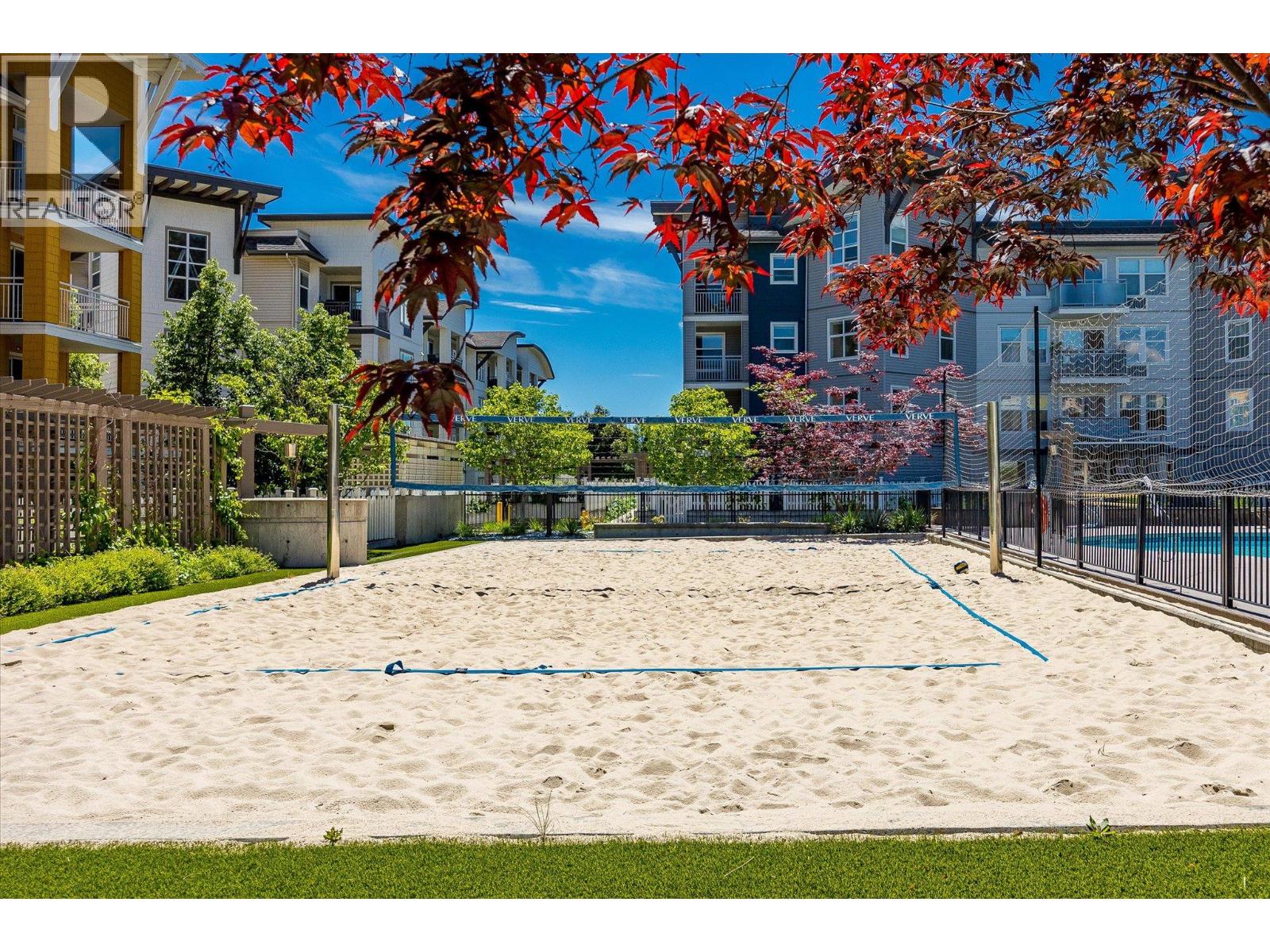 215 539 Yates Road, Kelowna