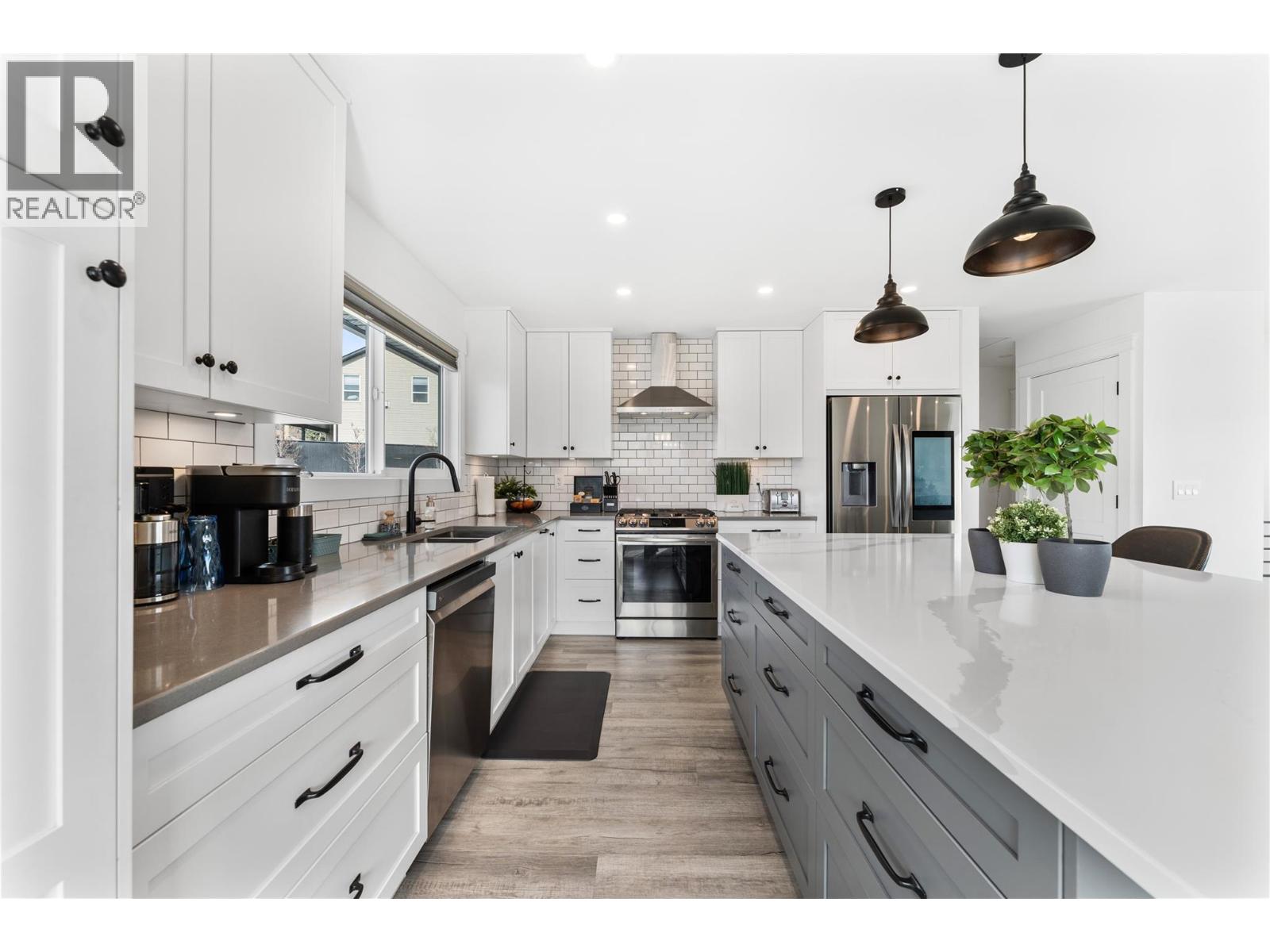 932 McCartney Road, West Kelowna