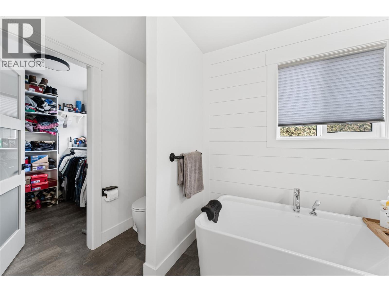 932 McCartney Road, West Kelowna