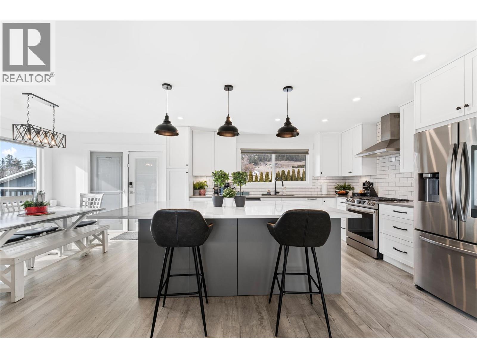 932 McCartney Road, West Kelowna