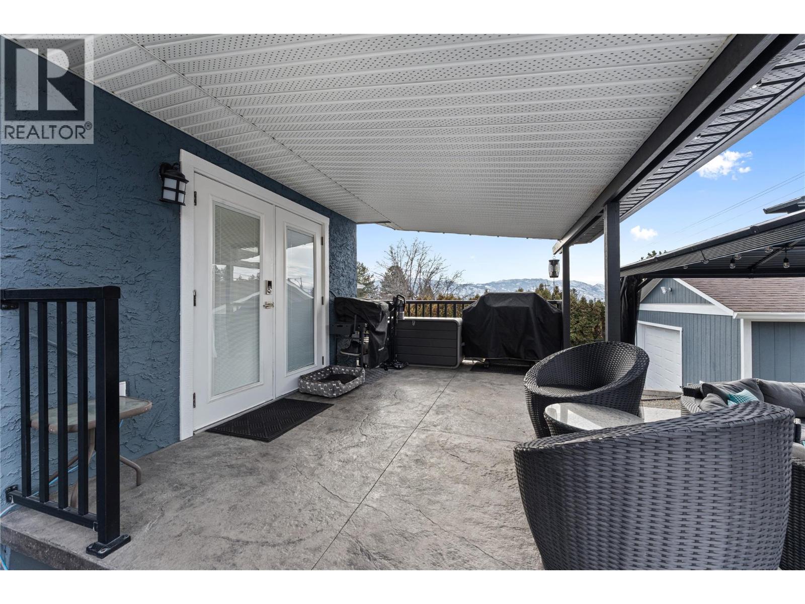 932 McCartney Road, West Kelowna
