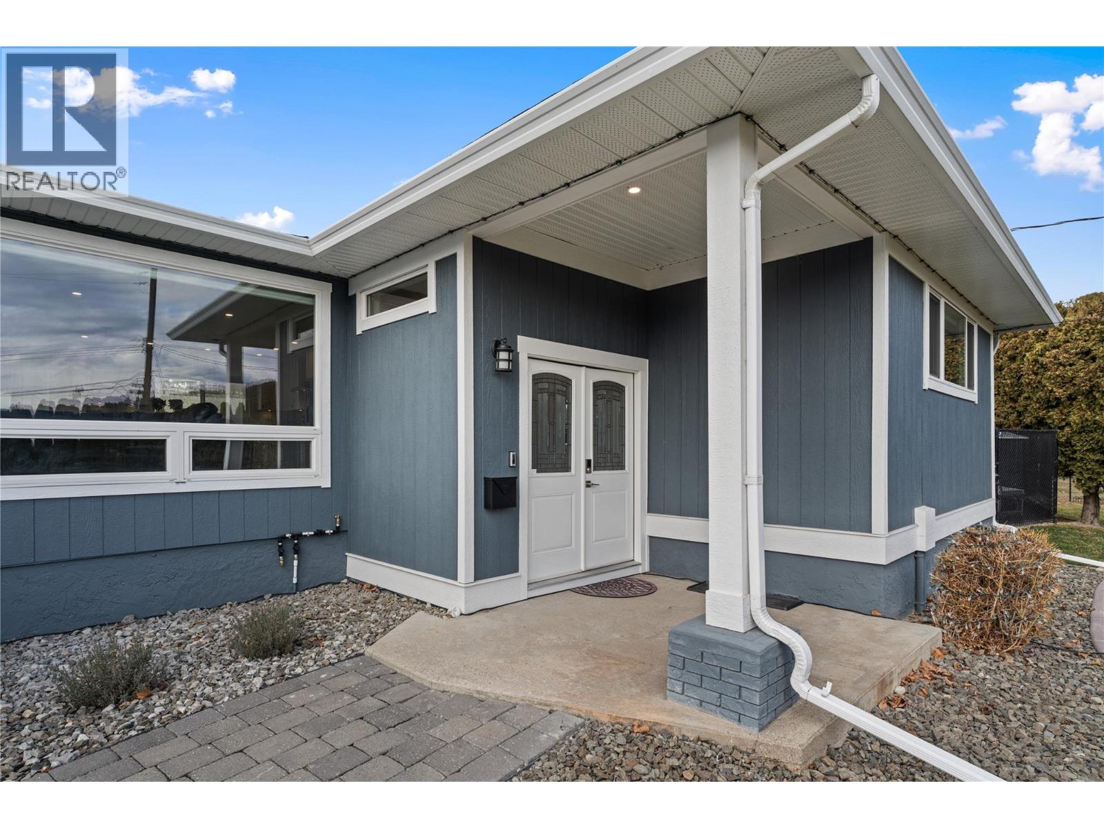 932 McCartney Road, West Kelowna