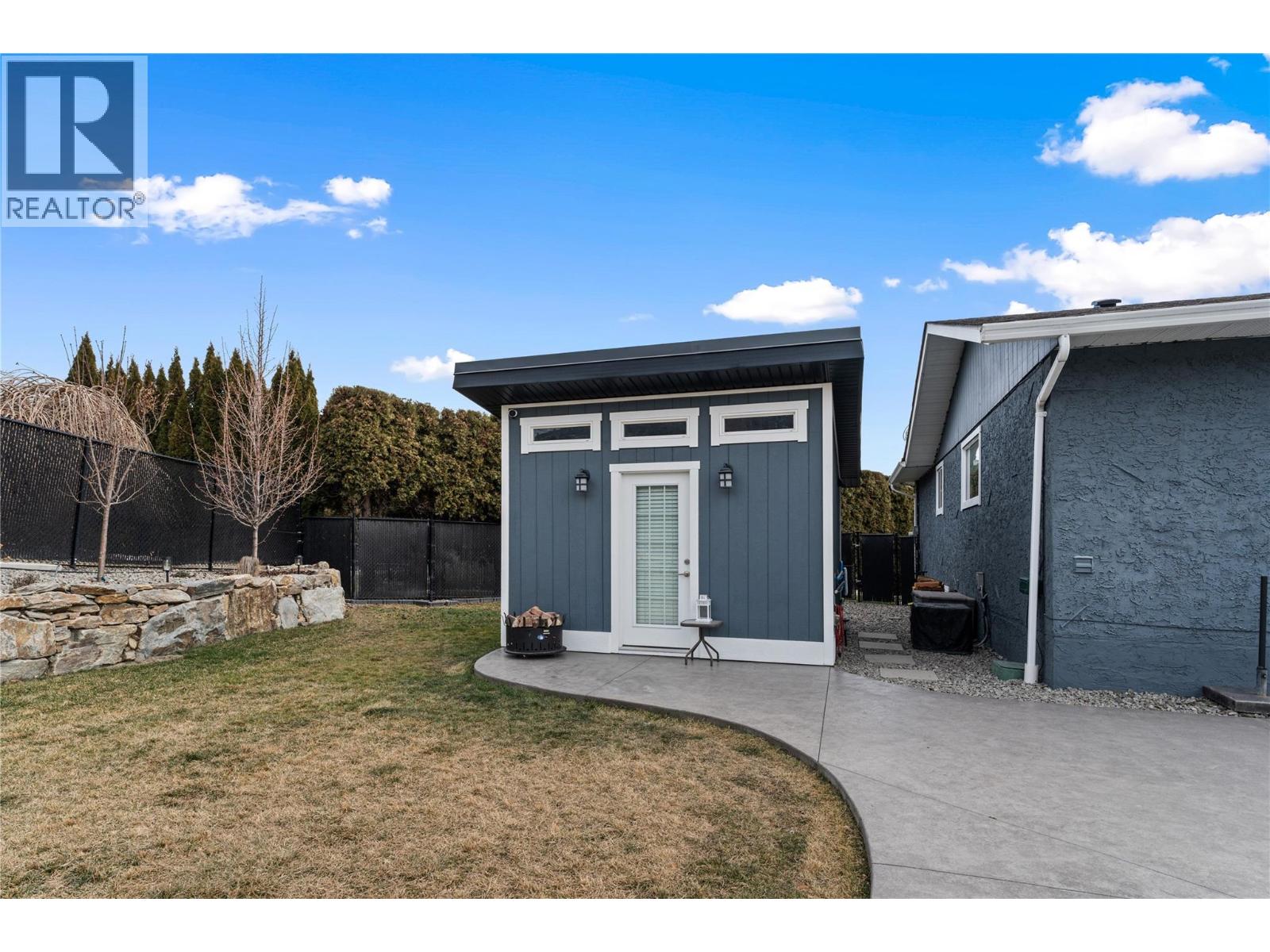 932 McCartney Road, West Kelowna