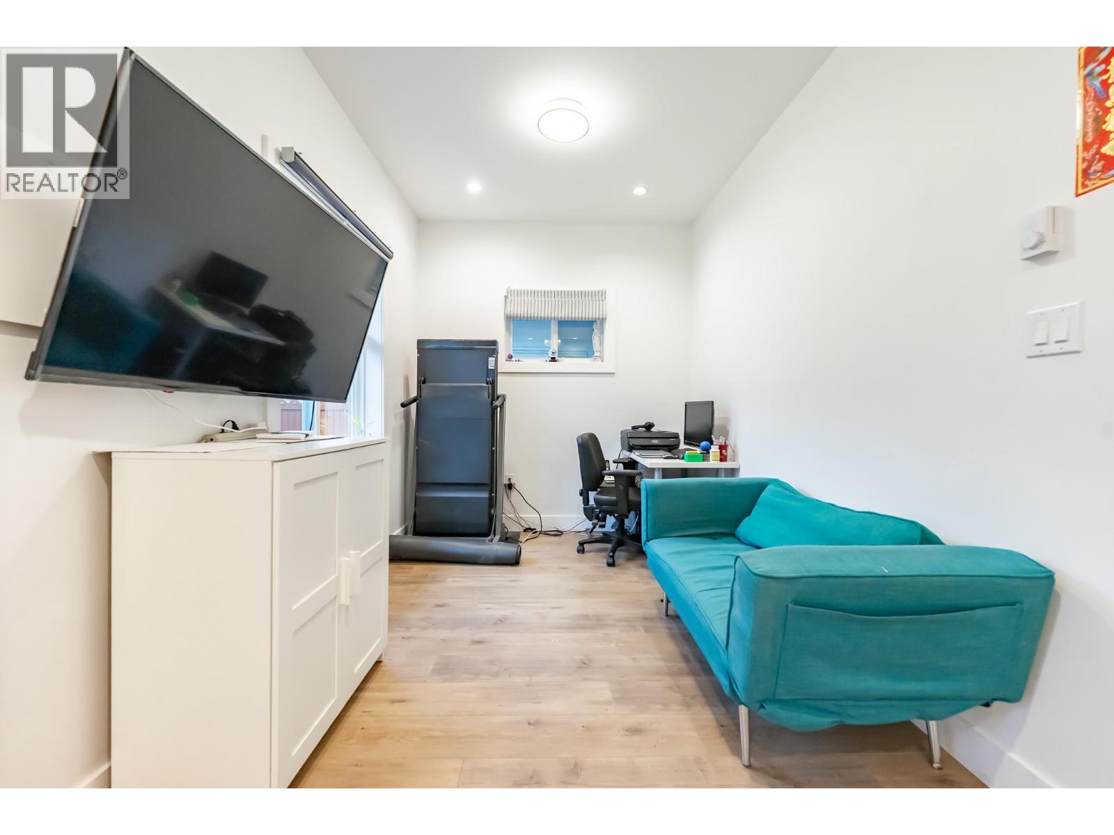 5258 NORFOLK STREET, Burnaby