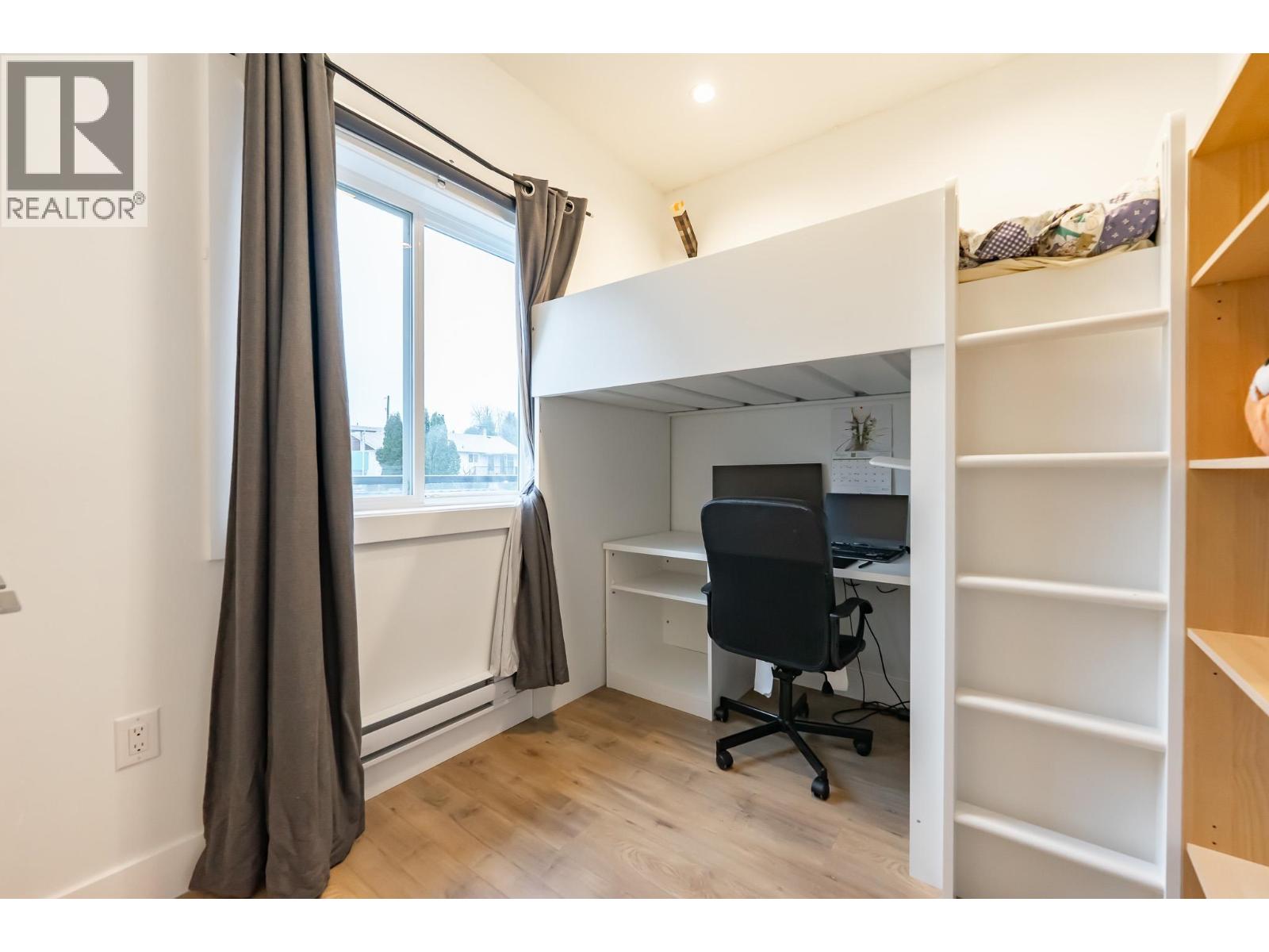 5258 NORFOLK STREET, Burnaby