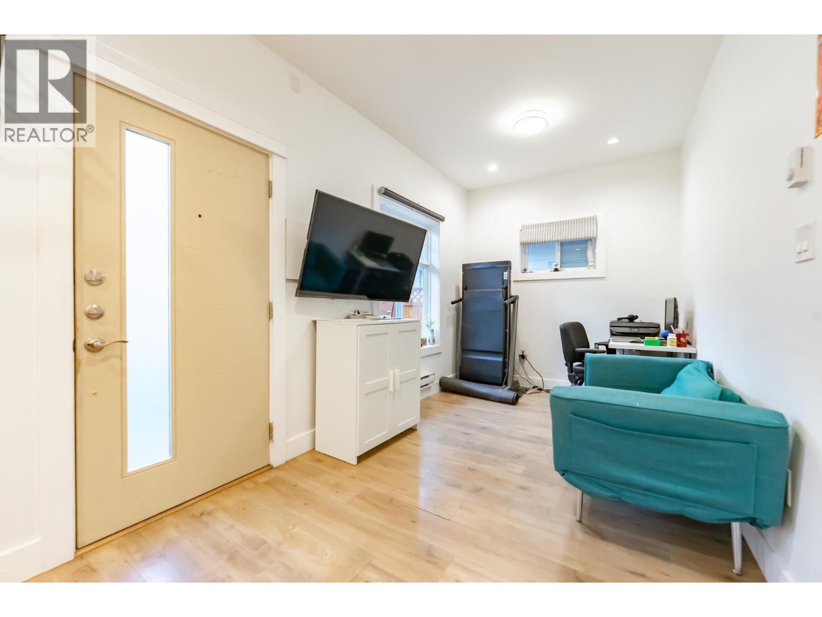 5258 NORFOLK STREET, Burnaby