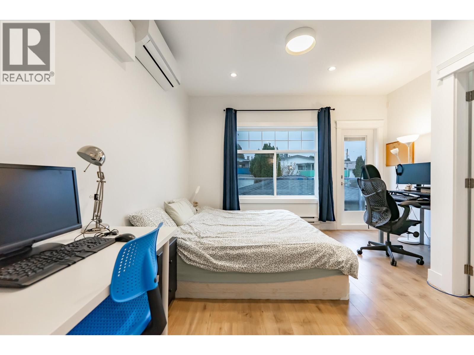 5258 NORFOLK STREET, Burnaby