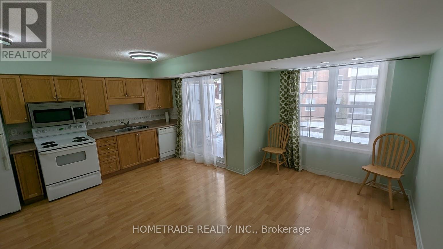 37 Four Winds Unit 72 photo 4