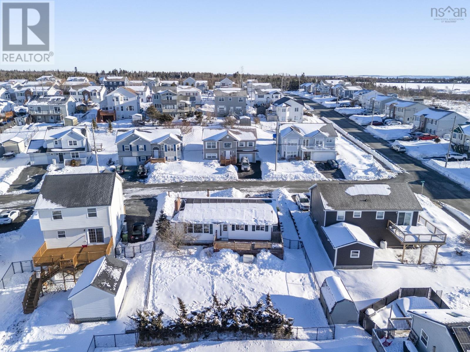 Property 4 of 37 of 6 Kiel Court