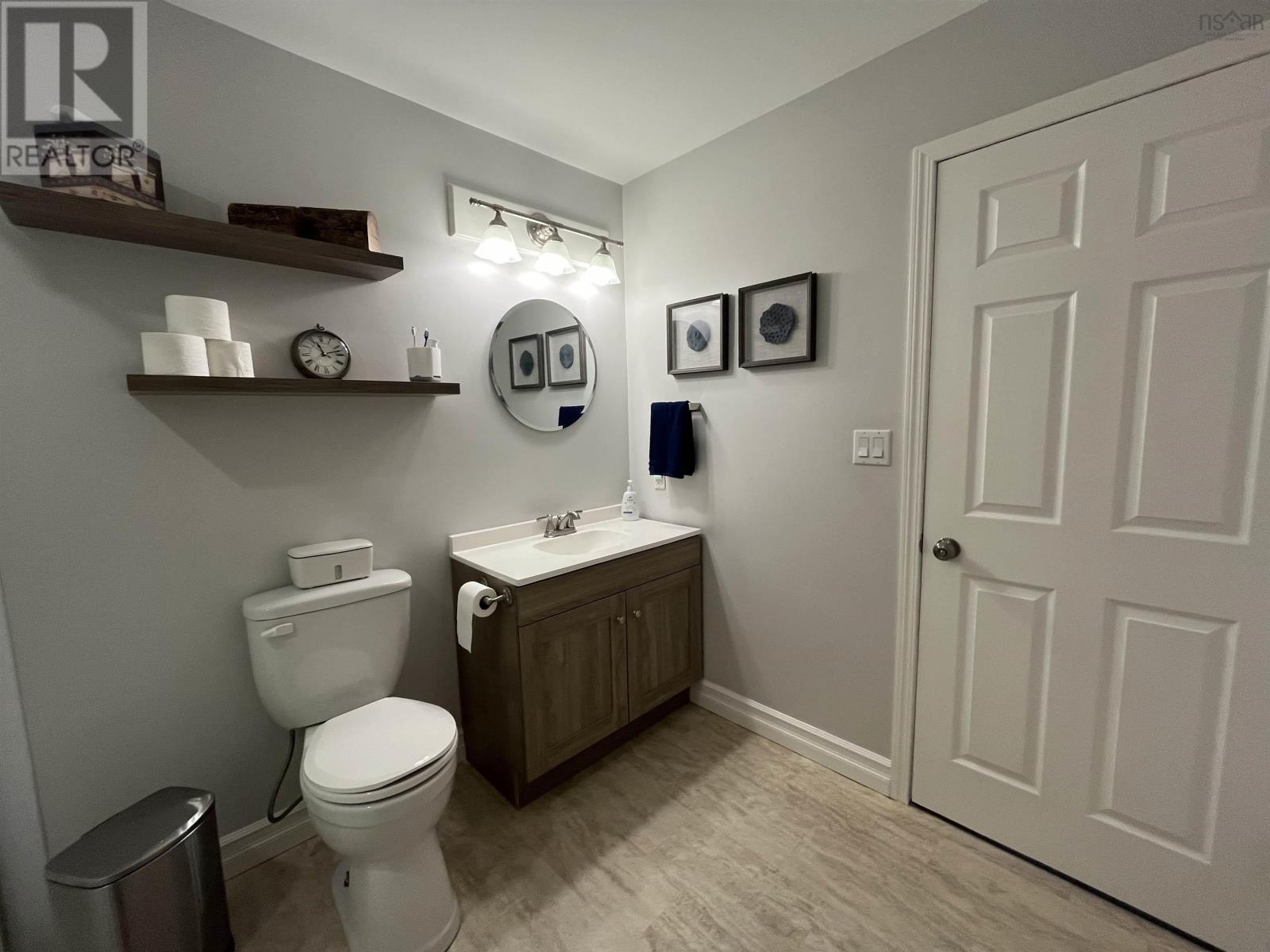 Property 18 of 32 of 153 Island View Drive