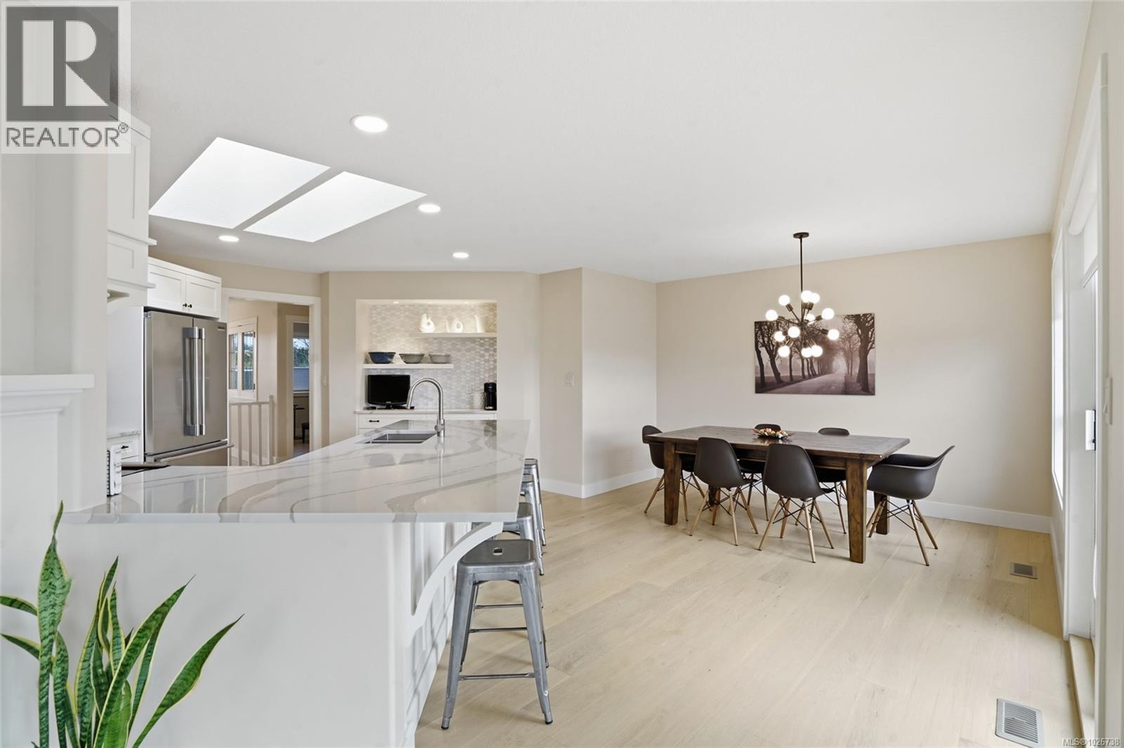 3397 Edgewood Dr, Nanaimo