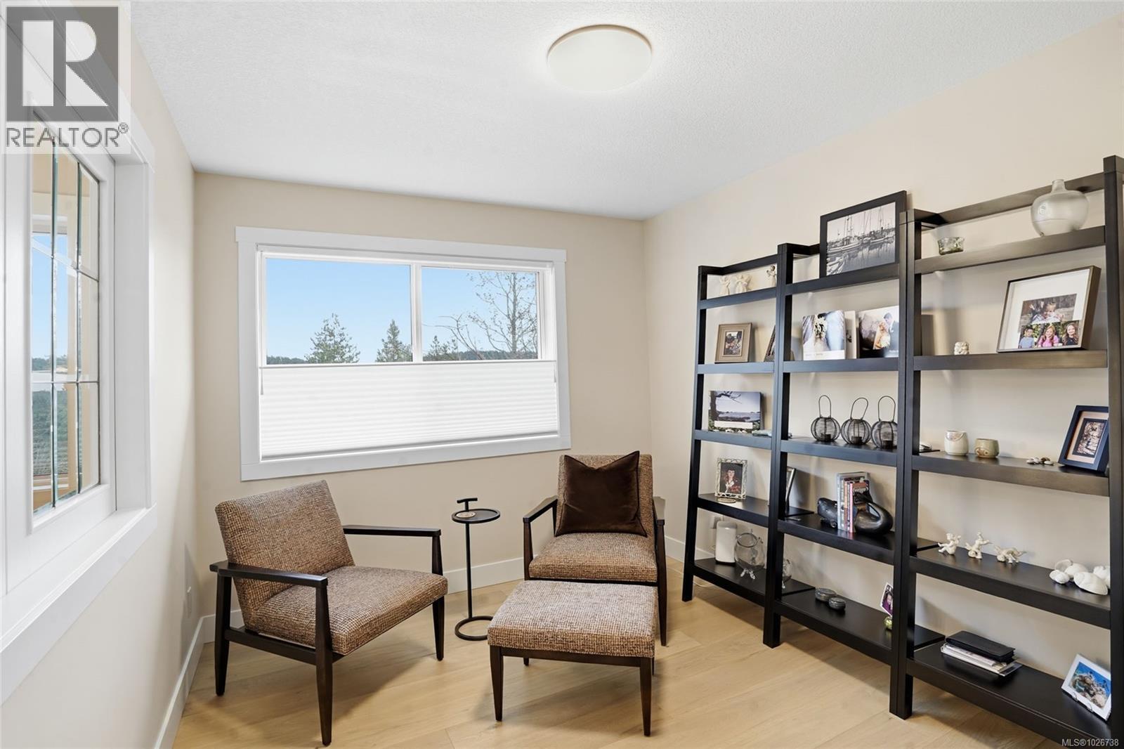 3397 Edgewood Dr, Nanaimo