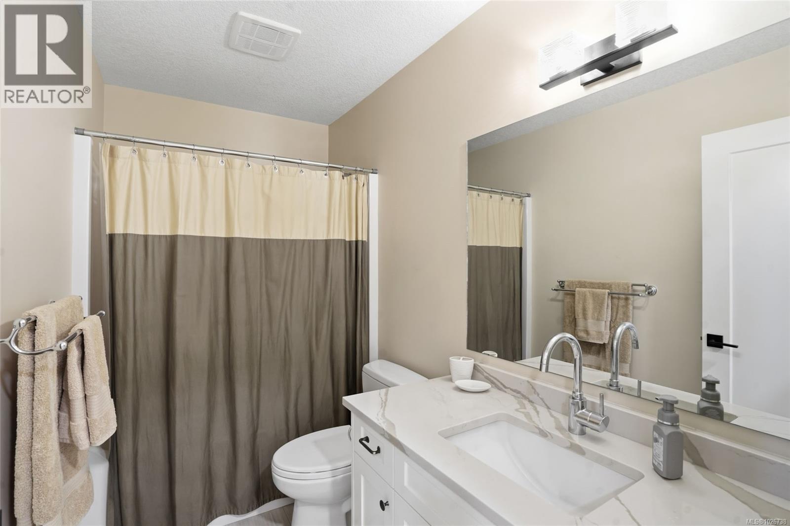 3397 Edgewood Dr - 40