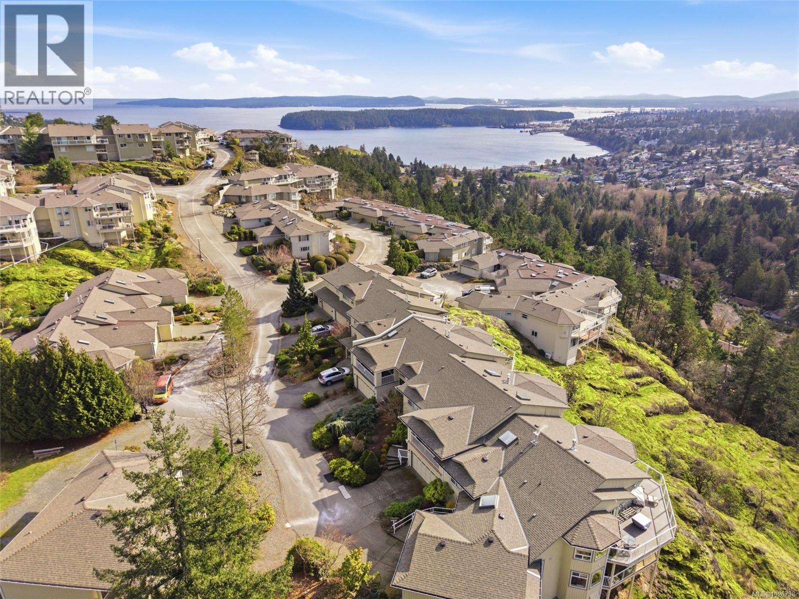 3397 Edgewood Dr - 54