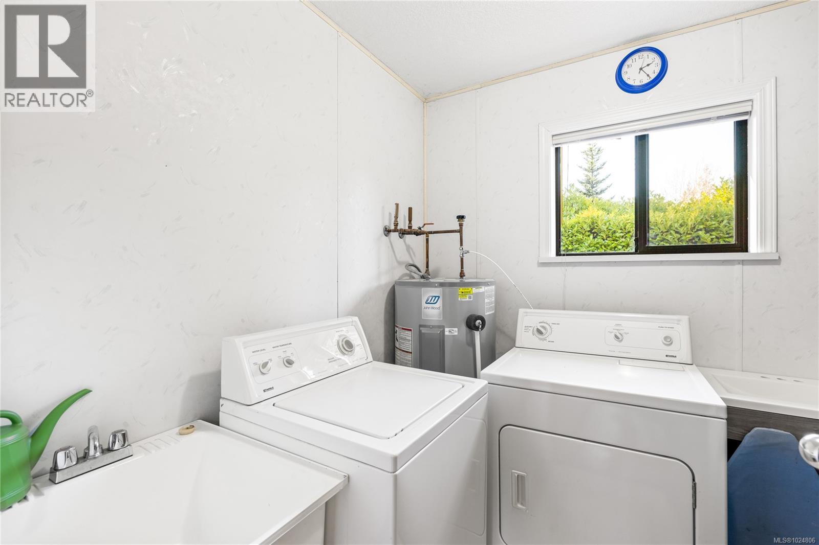 1502 Memory Lane, Qualicum Beach