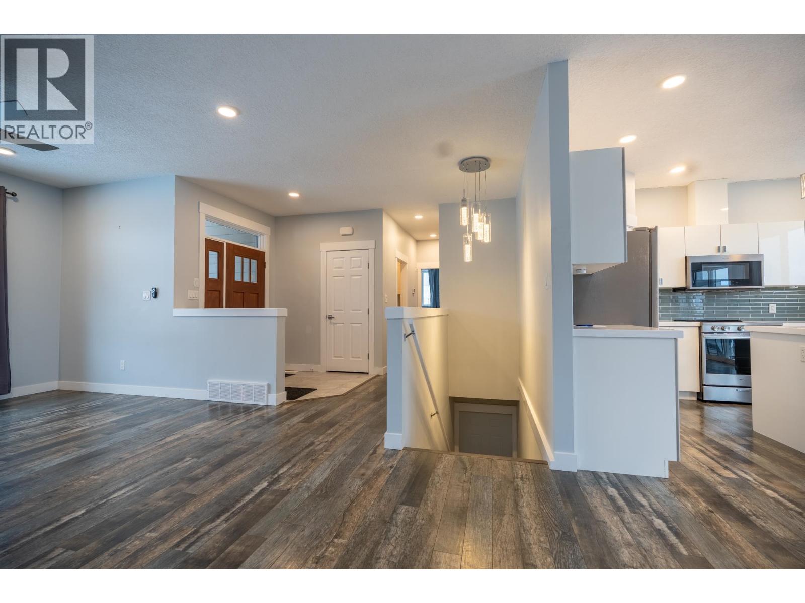 4724 GANNETT ROAD, Prince George