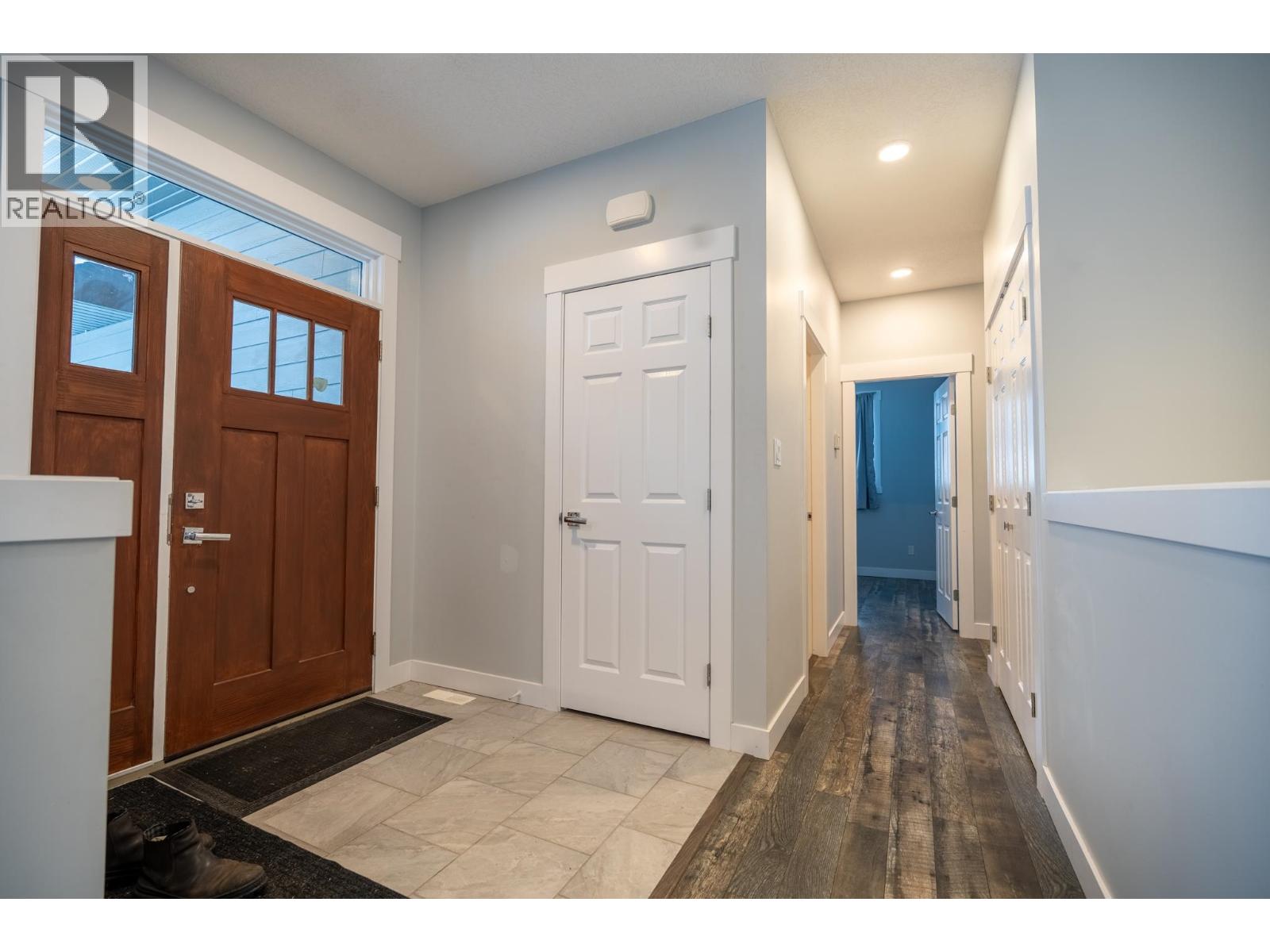 4724 GANNETT ROAD - 4
